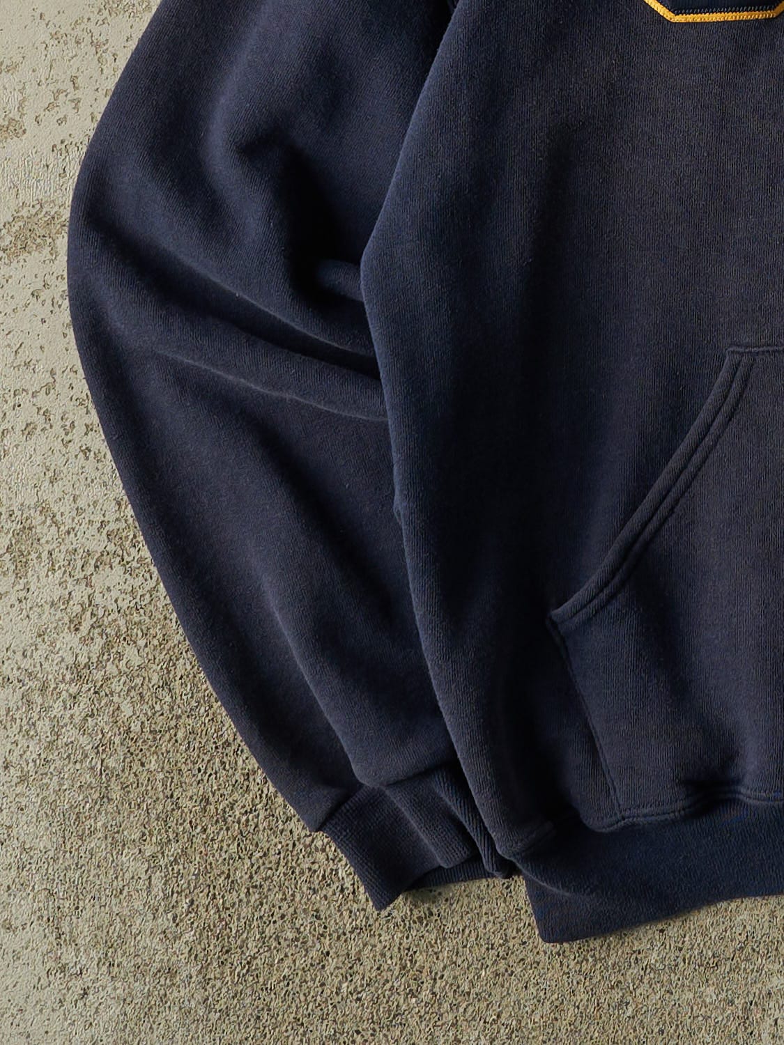 Vintage Y2K Navy Blue Russell Athletic University of California Davis Hoodie (M) - Image 3