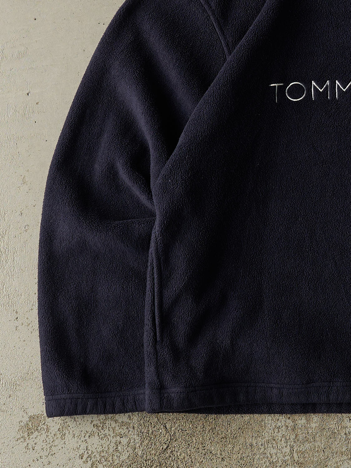 Vintage 90s Navy Blue Tommy Hilfiger Embroidered Quarter Zip Fleece (XL) - Image 3