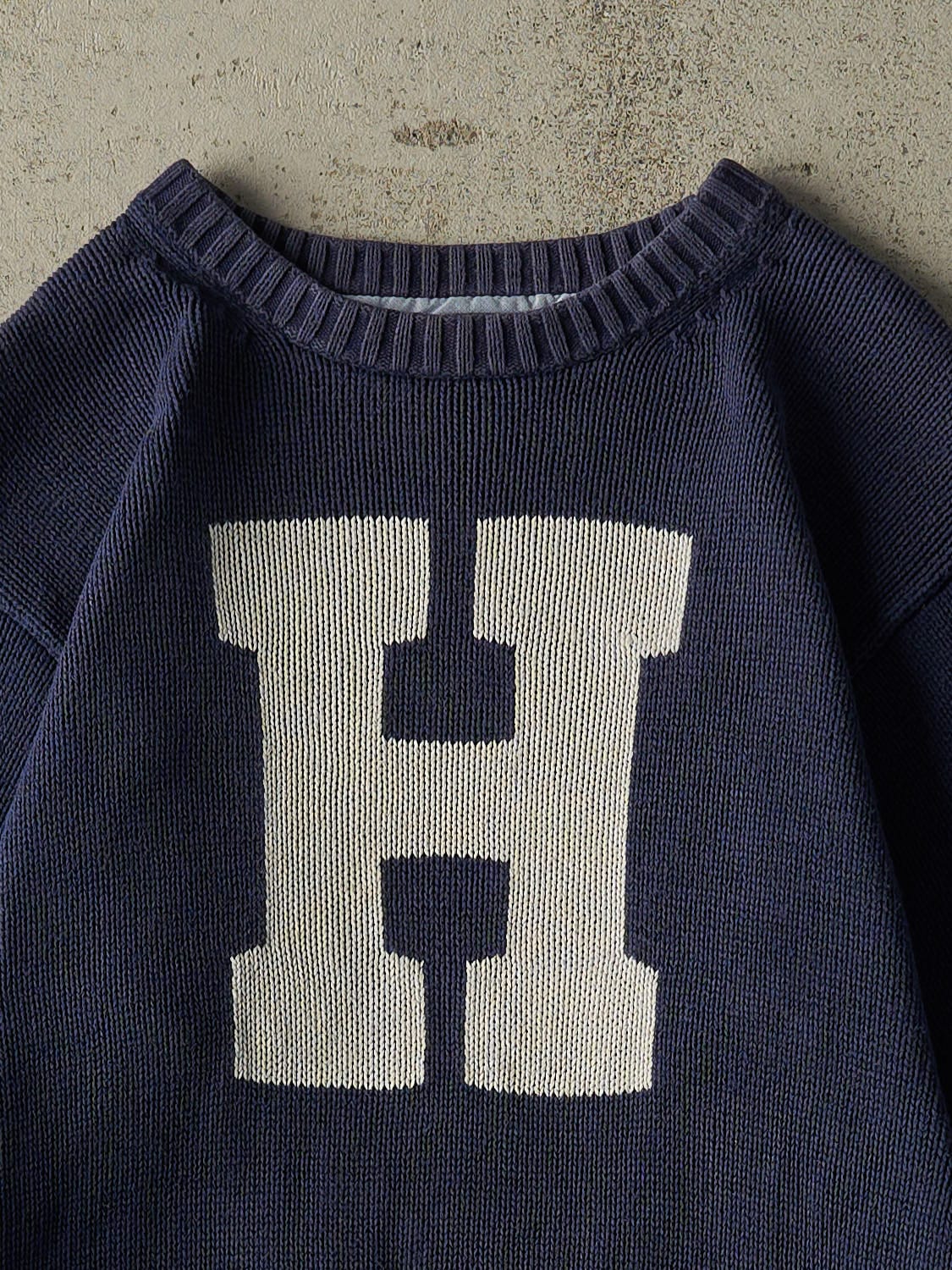 Vintage 90s Navy Blue Tommy Hilfiger Knit Sweater (XS/S) - Image 3