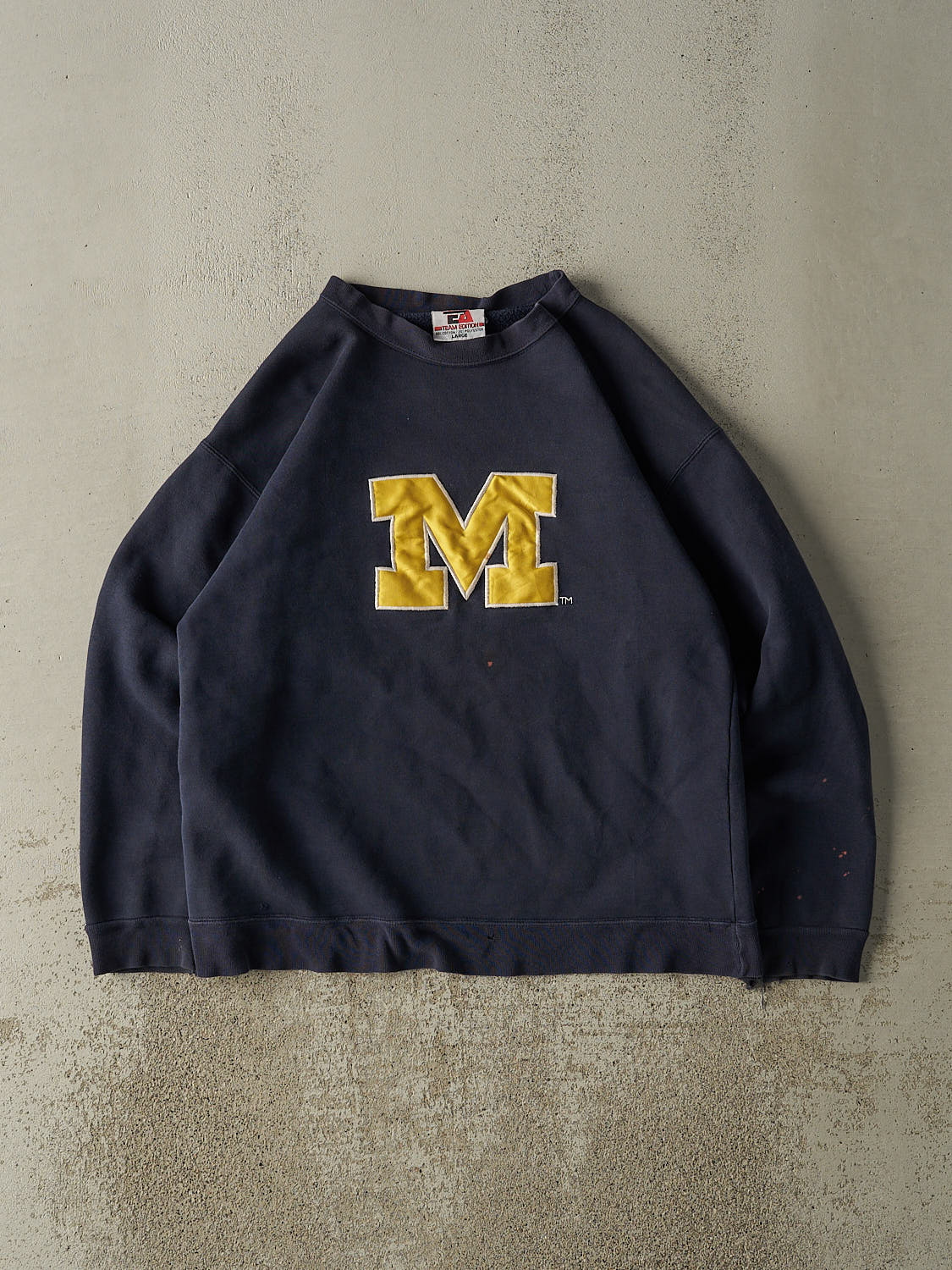 Vintage 90s Navy Blue University Of Michigan Embroidered Crewneck (M/L)