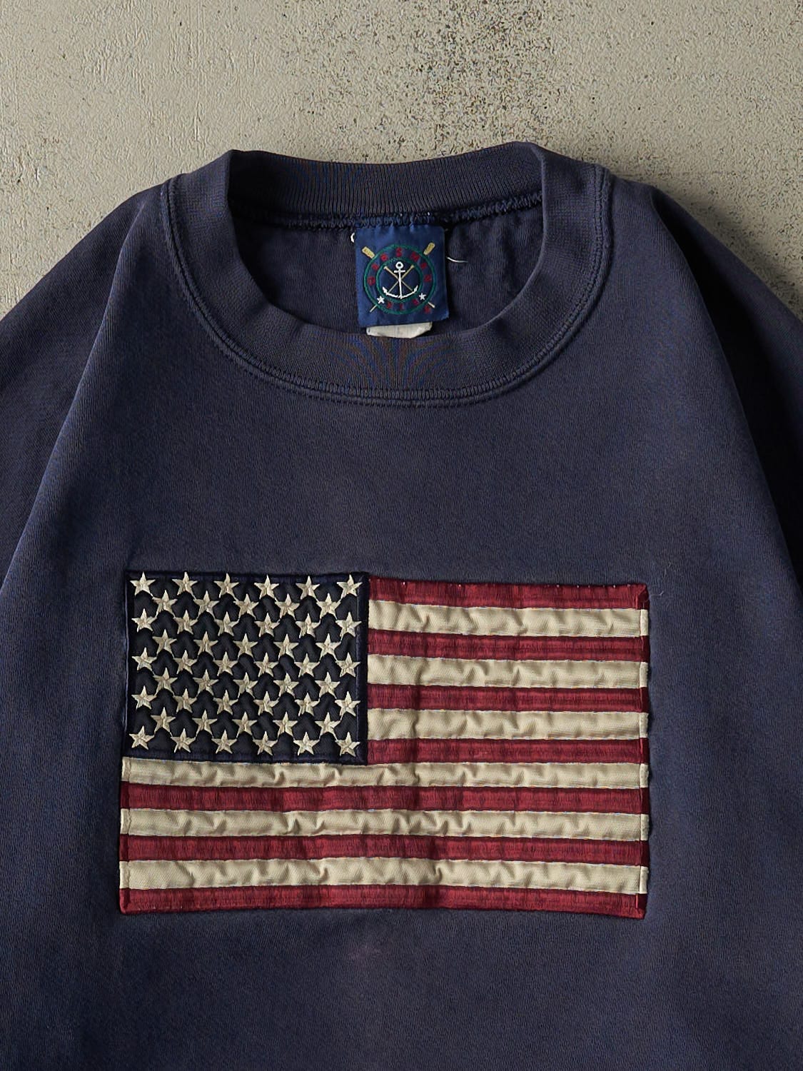 Vintage 90s Navy Blue USA Embroidered Crewneck (M) - Image 2