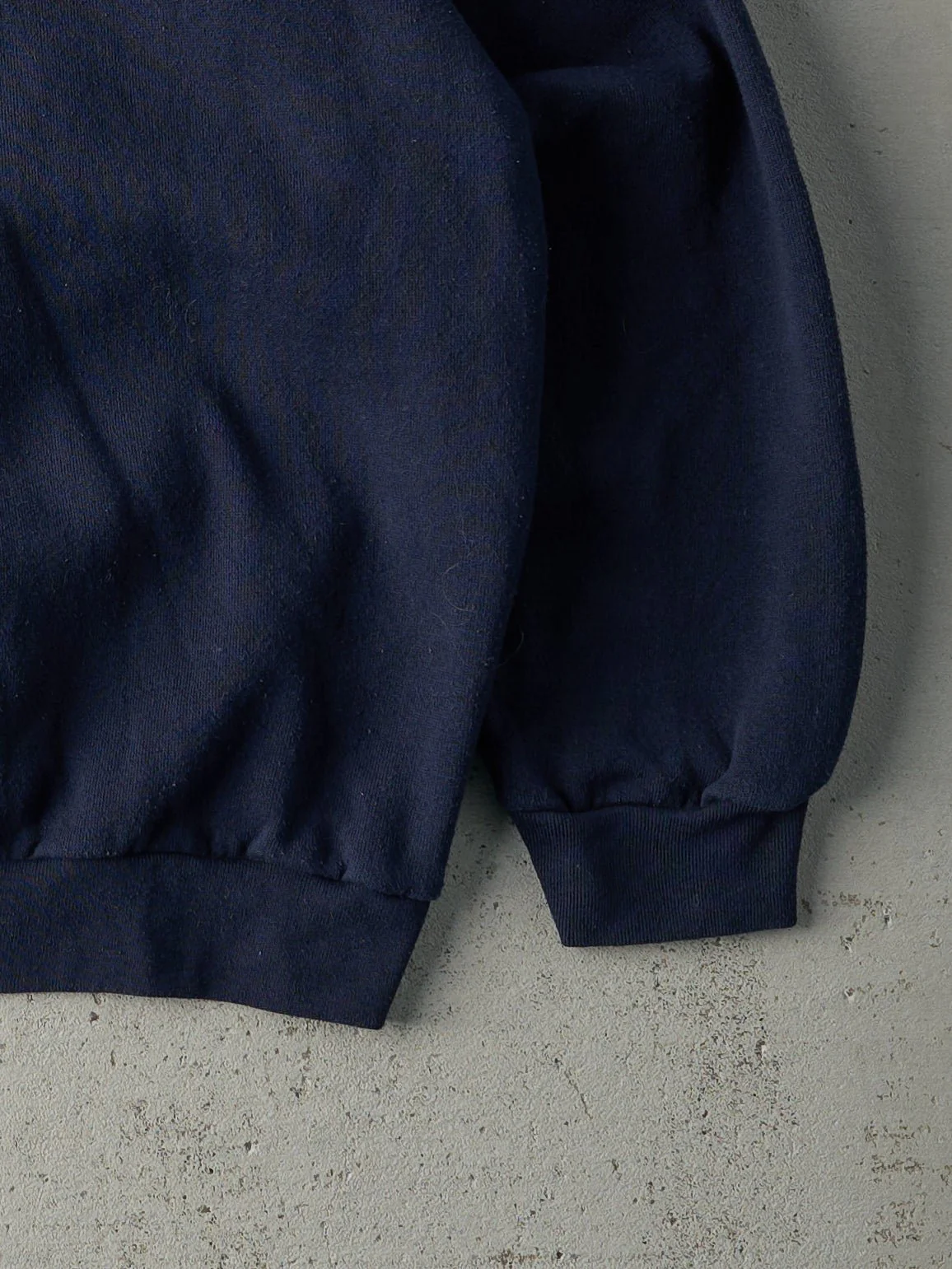 Vintage 90s Navy Blue Waikiki Beach Hawaii Embroidered Crewneck (L) - Image 3