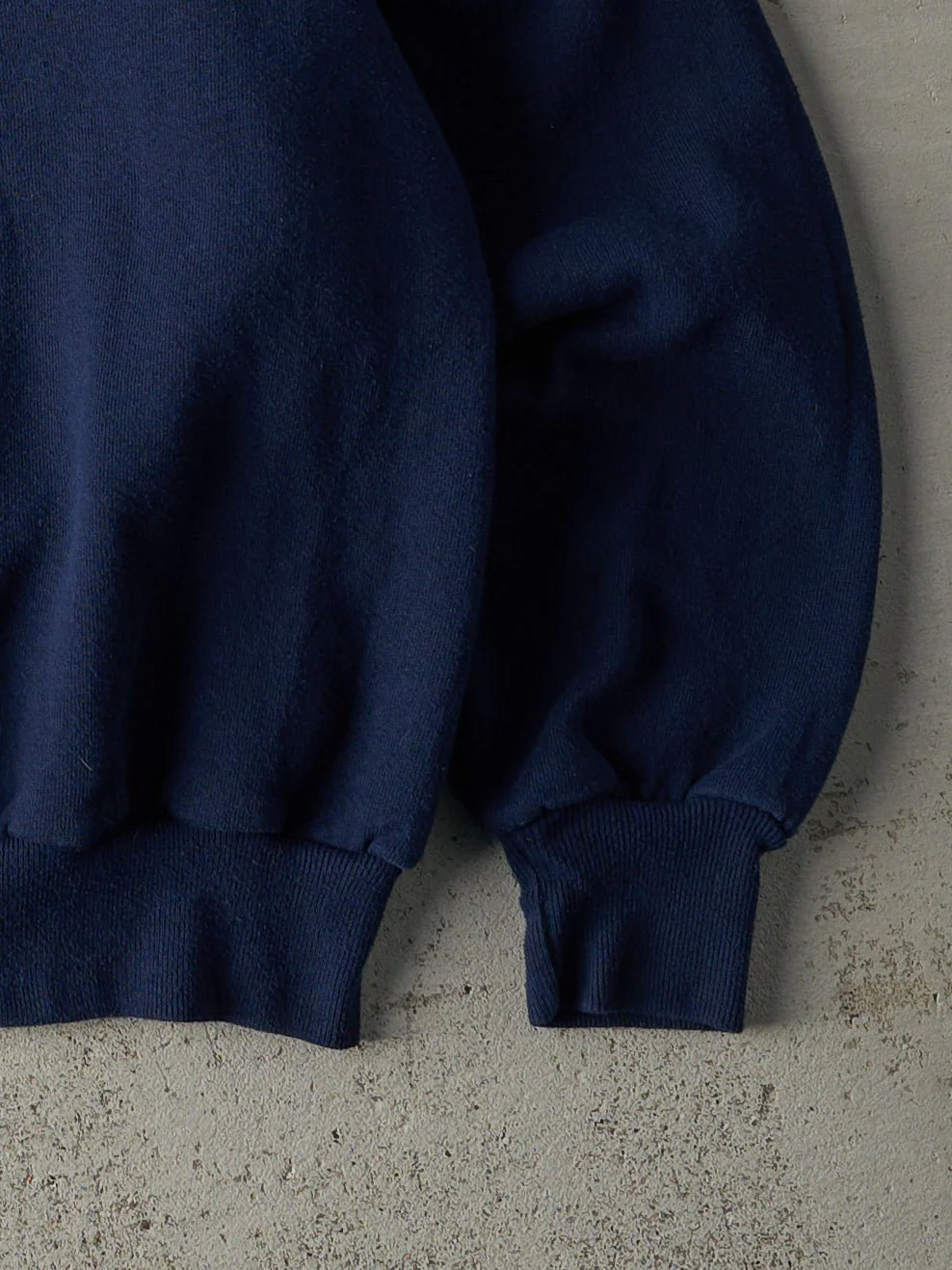 Vintage 90s Navy Blue Wisconsin Embroidered Crewneck (M) - Image 3