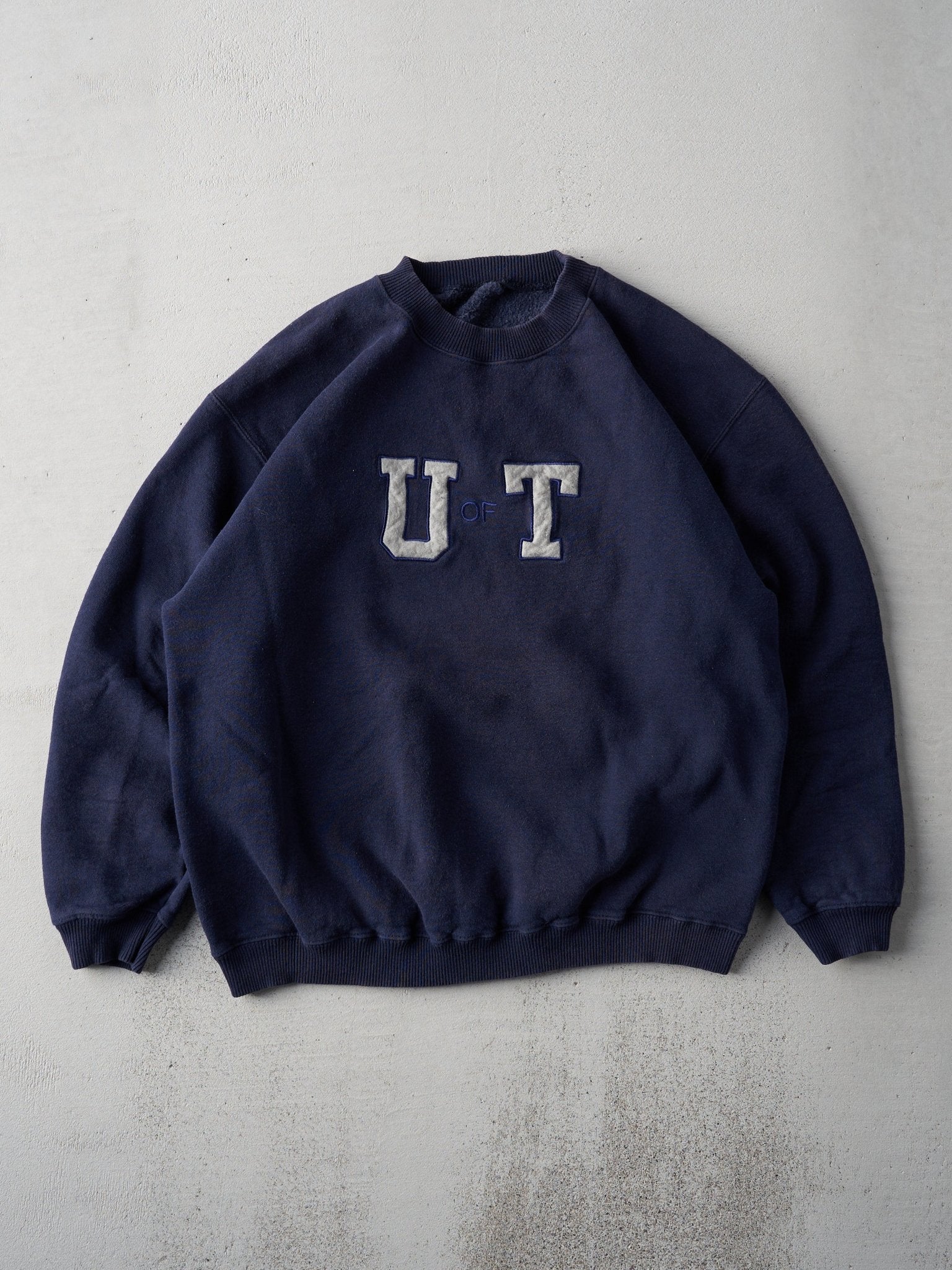 Vintage 90s Navy University of Toronto Embroidered Boxy Crewneck (L)