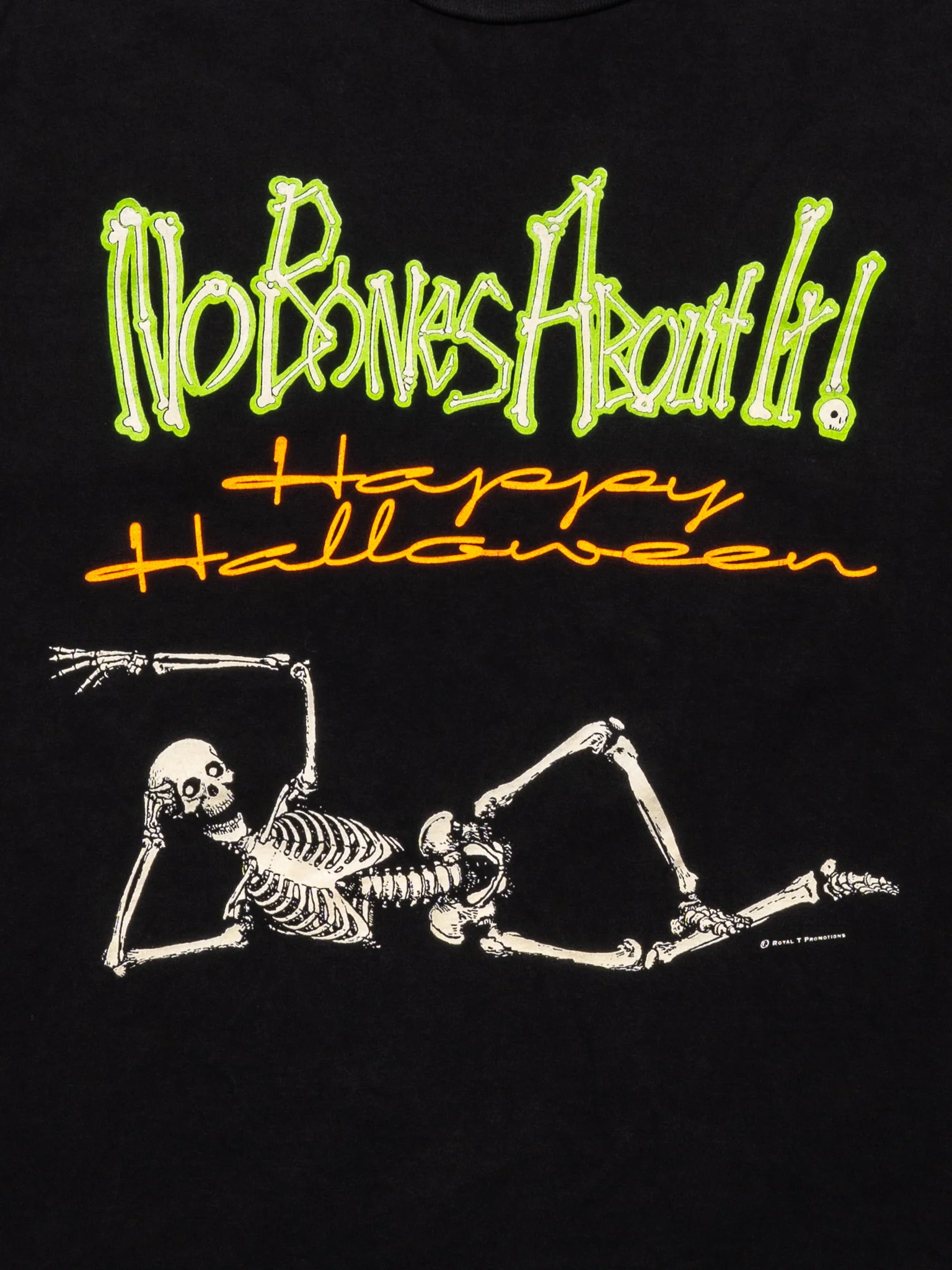 Vintage 90s No Bones About It Happy Halloween Tee (M) - Image 2