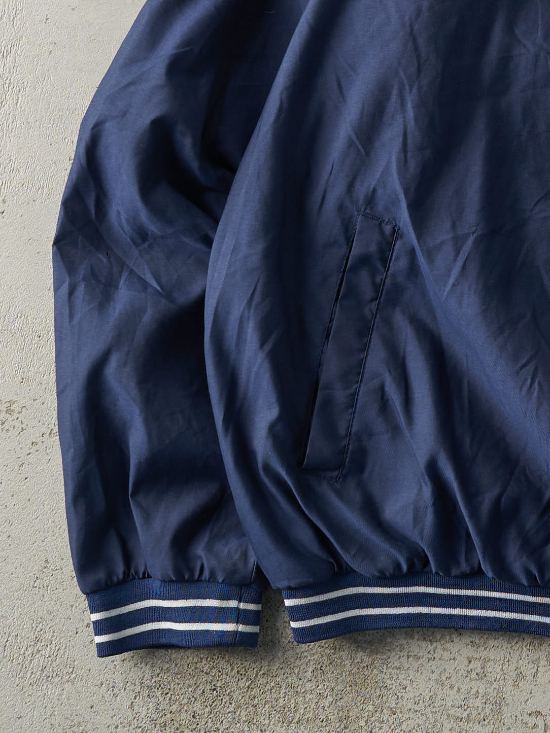 Vintage 90s Nylon Reebok Pullover Windbreaker Jacket (XL) - Image 3