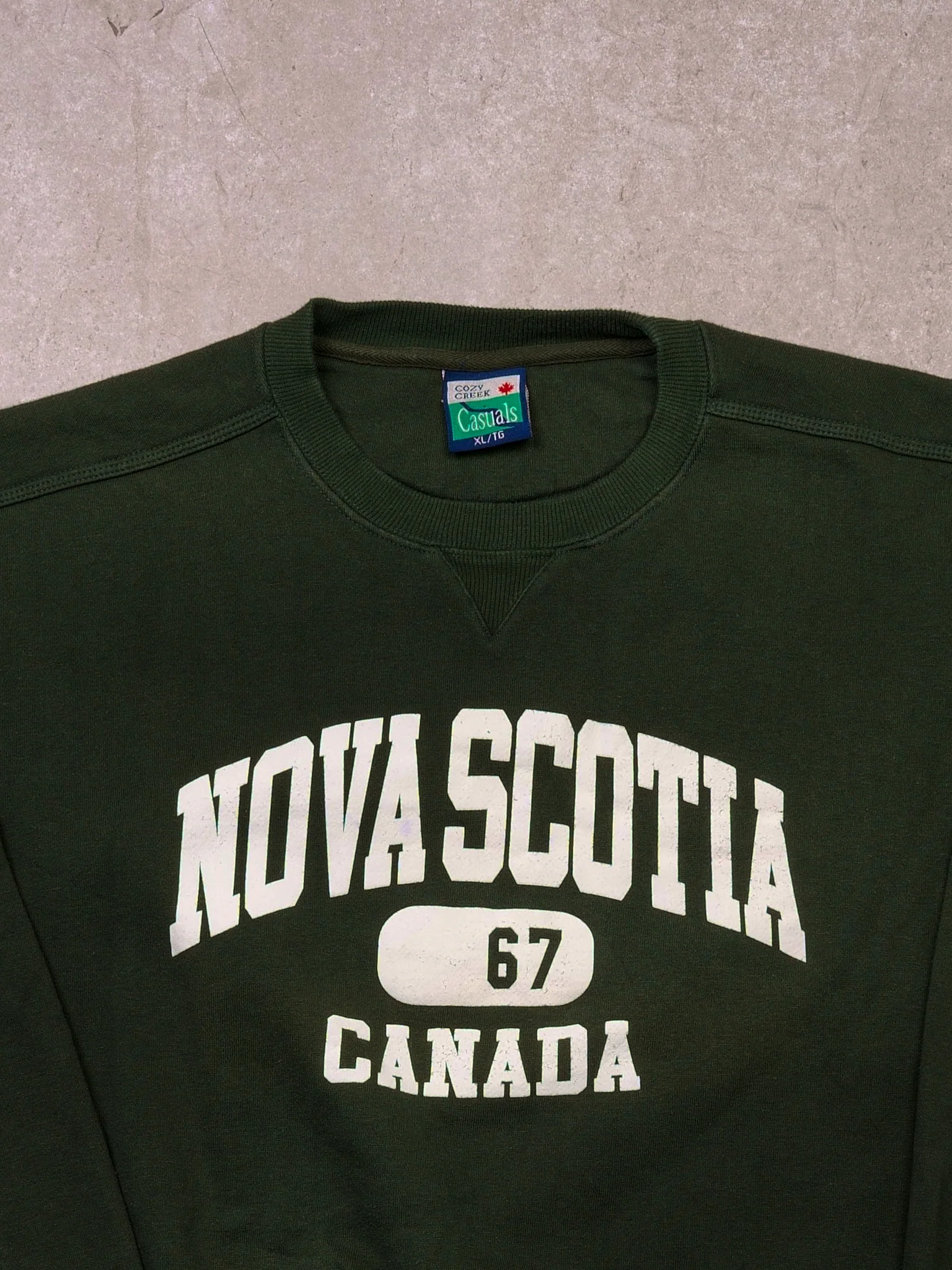 Vintage 90s Oak Green Cozy Creek Nova Scotia Crewneck (L) - Image 2
