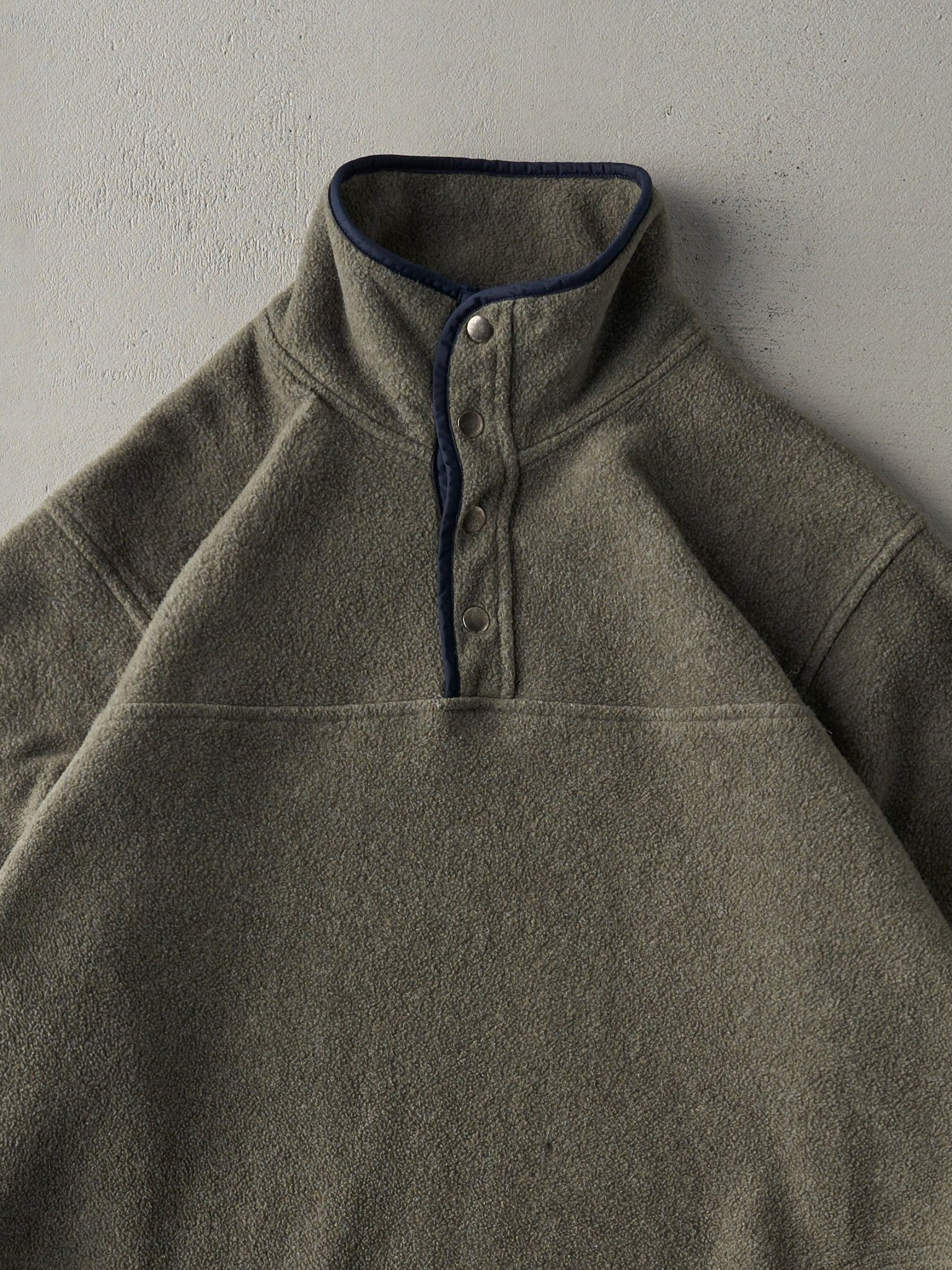Vintage 90s Olive Green Quarter Button Fleece Sweater (L) - Image 2