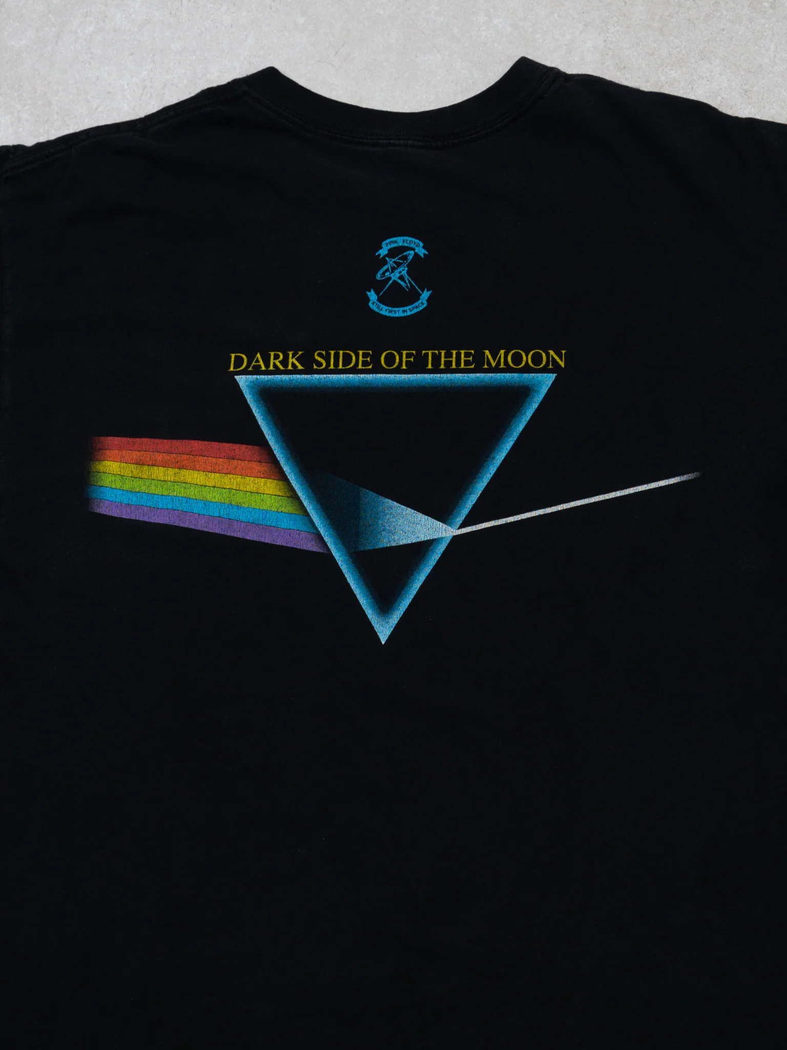 Vintage 90s Pink Floyd Dark Side of the Moon Tee  (M) - Image 4