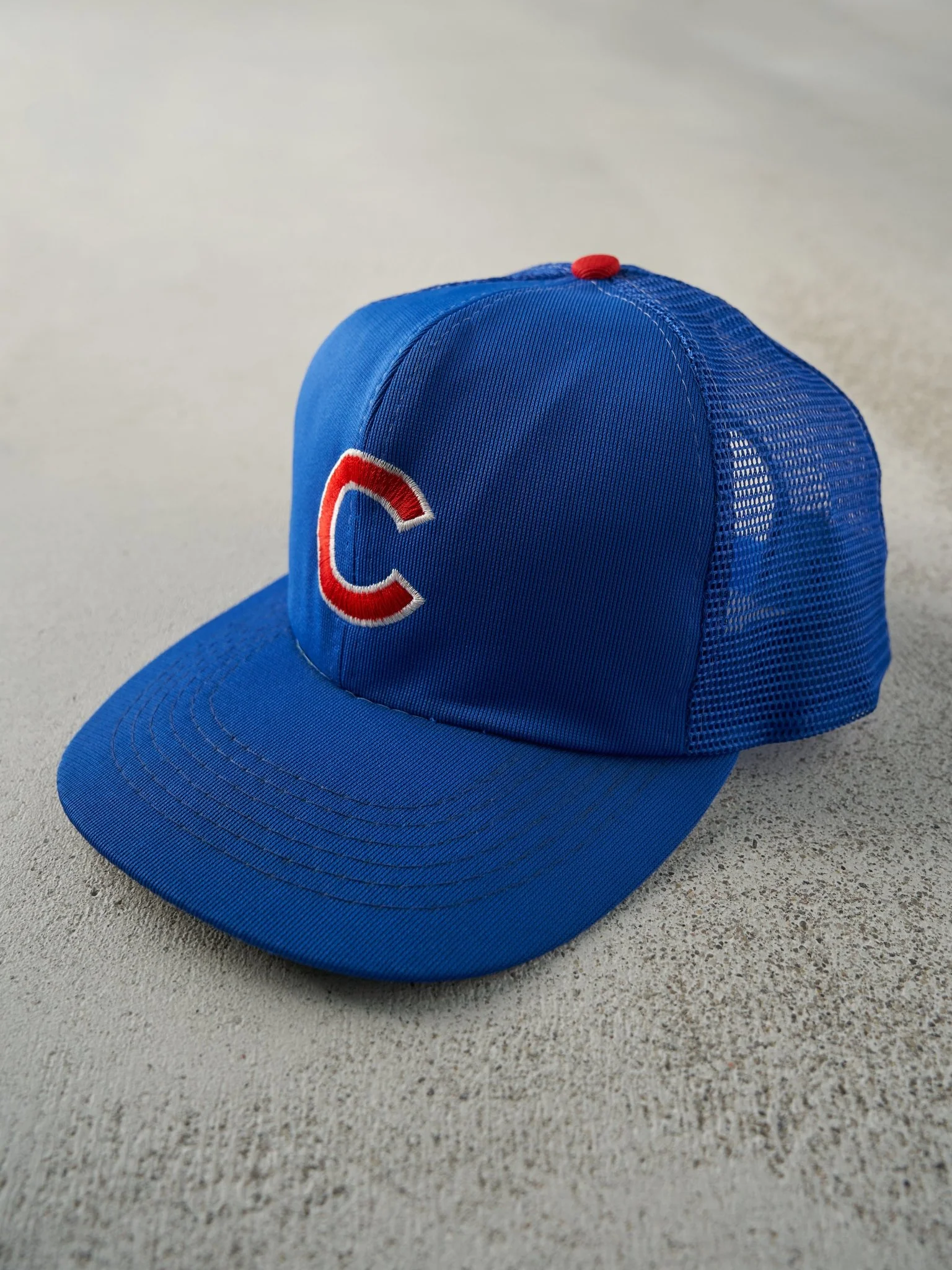 Vintage 90s Royal Blue Chicago Cubs Trucker Hat - Image 2