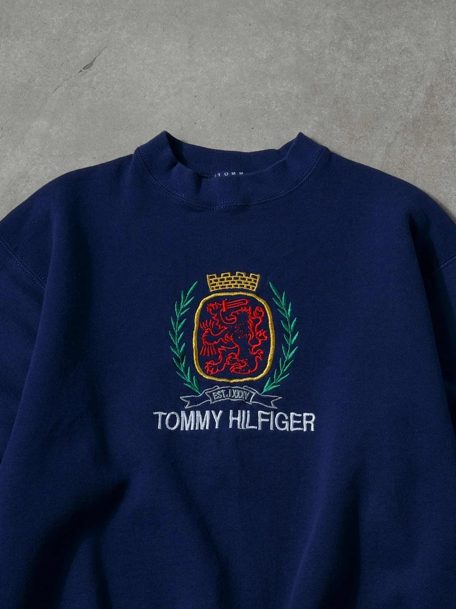 Vintage 90s Royal Blue Tommy Hilfiger Emblem Crewneck (M) - Image 2