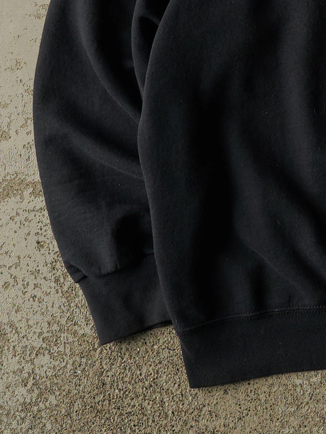 Vintage 90s Faded Black Blank Crewneck (L) - Image 3