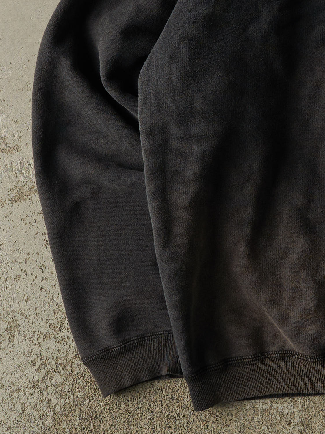 Vintage Y2K Sun Faded Black Roots x Apple Logo Quarter Zip Sweater (XL) - Image 3