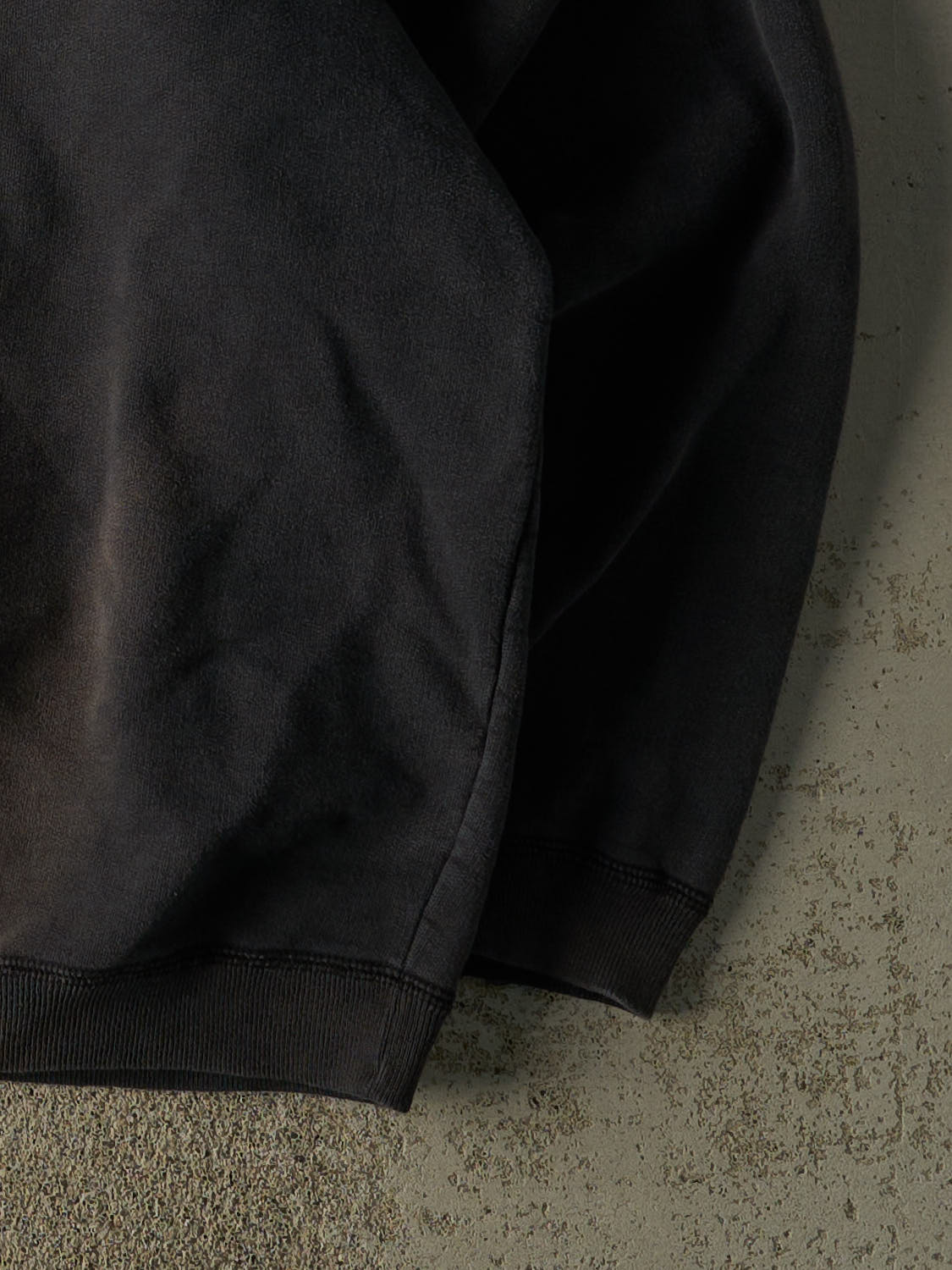 Vintage Y2K Sun Faded Black Roots x Apple Logo Quarter Zip Sweater (XL) - Image 4