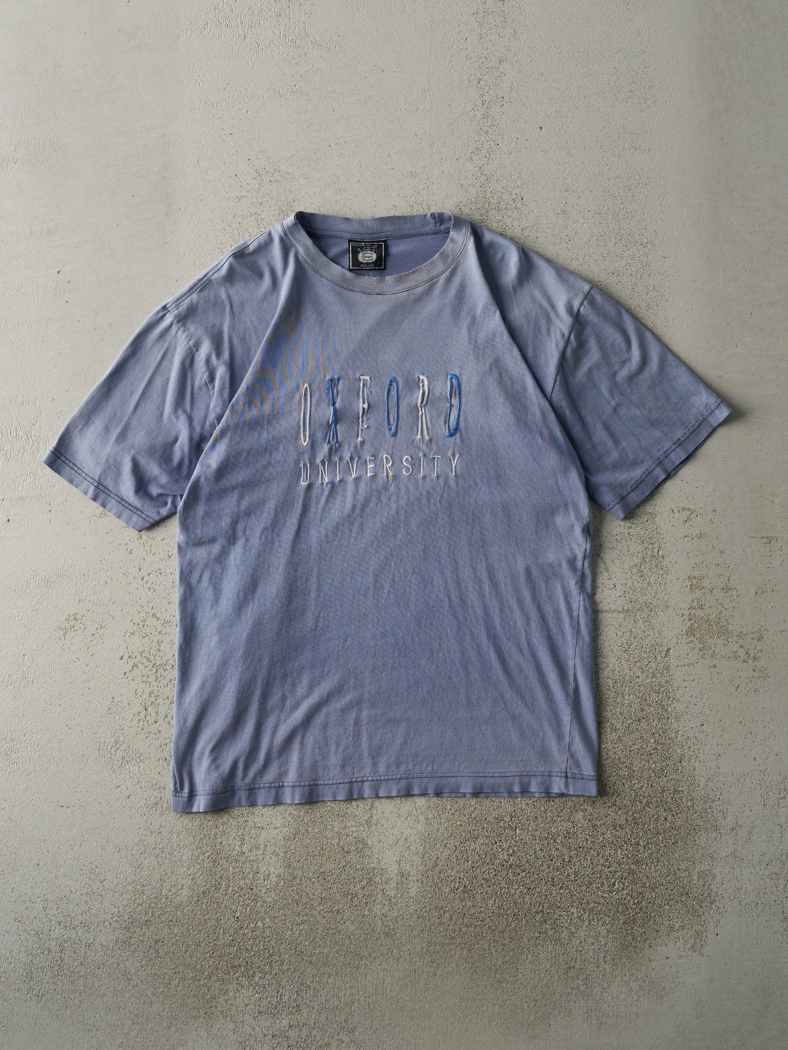 Vintage 90s Sun Faded Blue Embroidered Oxford University Tee (M)