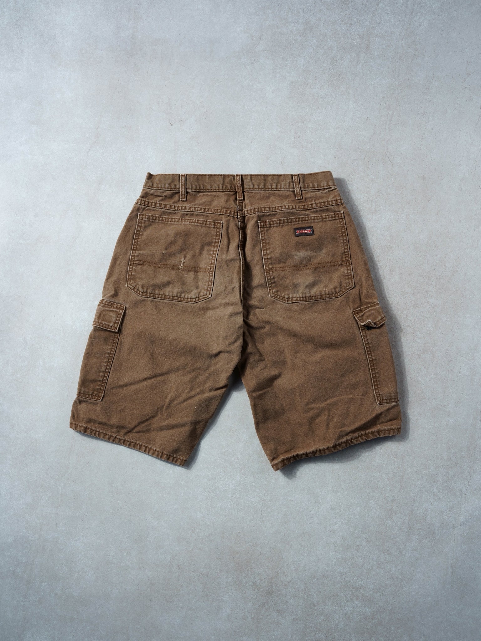 Vintage 90s Sun Faded Brown Dickies Cargo Shorts (34x13) - Image 2