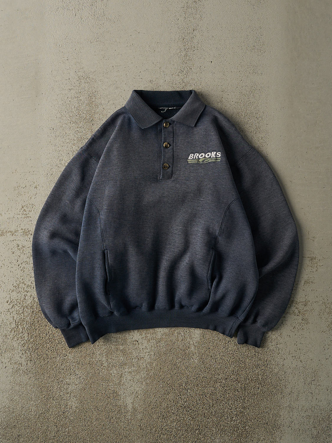 Vintage 90s Sun Faded Navy Brooks Embroidered Quarter Button Sweater (M)