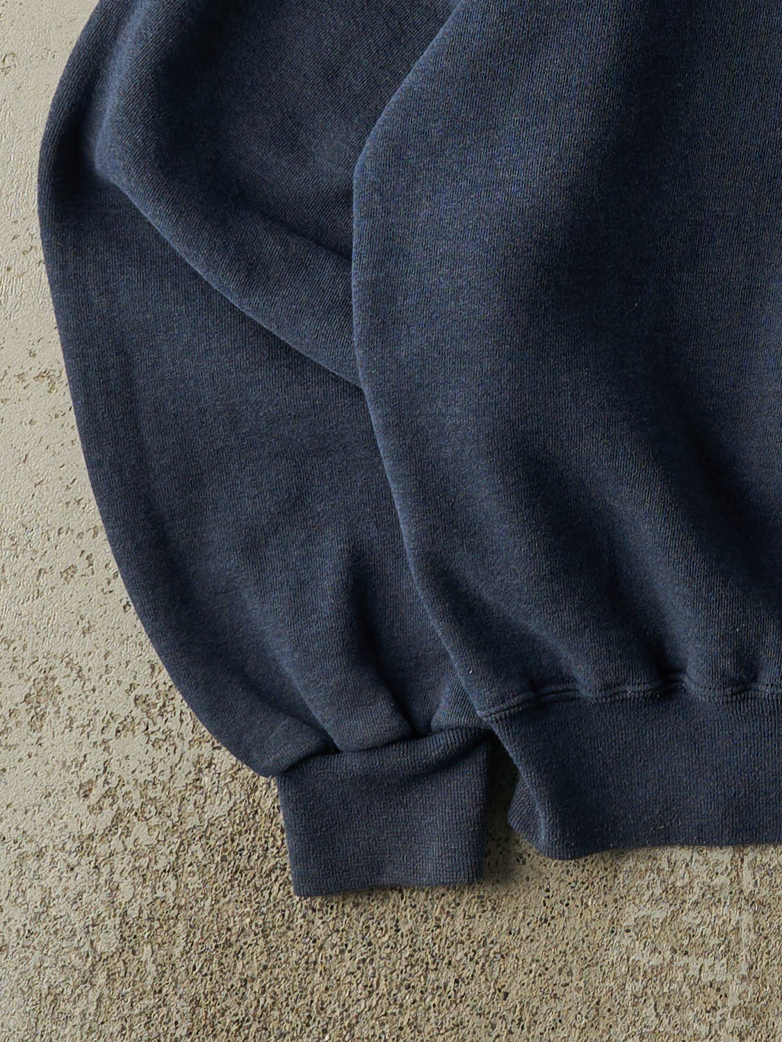 Vintage 90s Sun Faded Navy Russell Athletic Blank Crewneck (L/XL) - Image 3