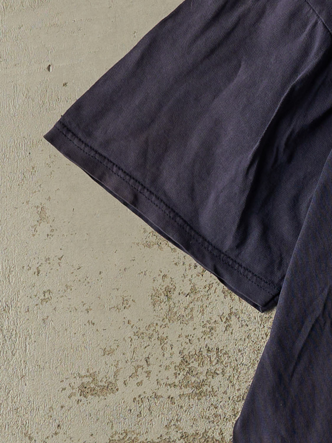 Vintage 90s Sun Faded Navy Russell Athletic Blank Tee (L/XL) - Image 3