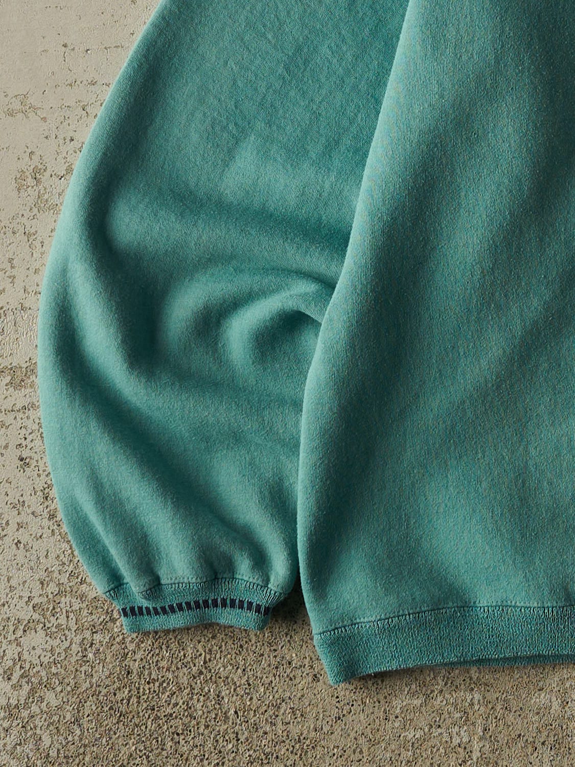 Vintage 90s Teal Tigger Embroidered Crewneck (M) - Image 3