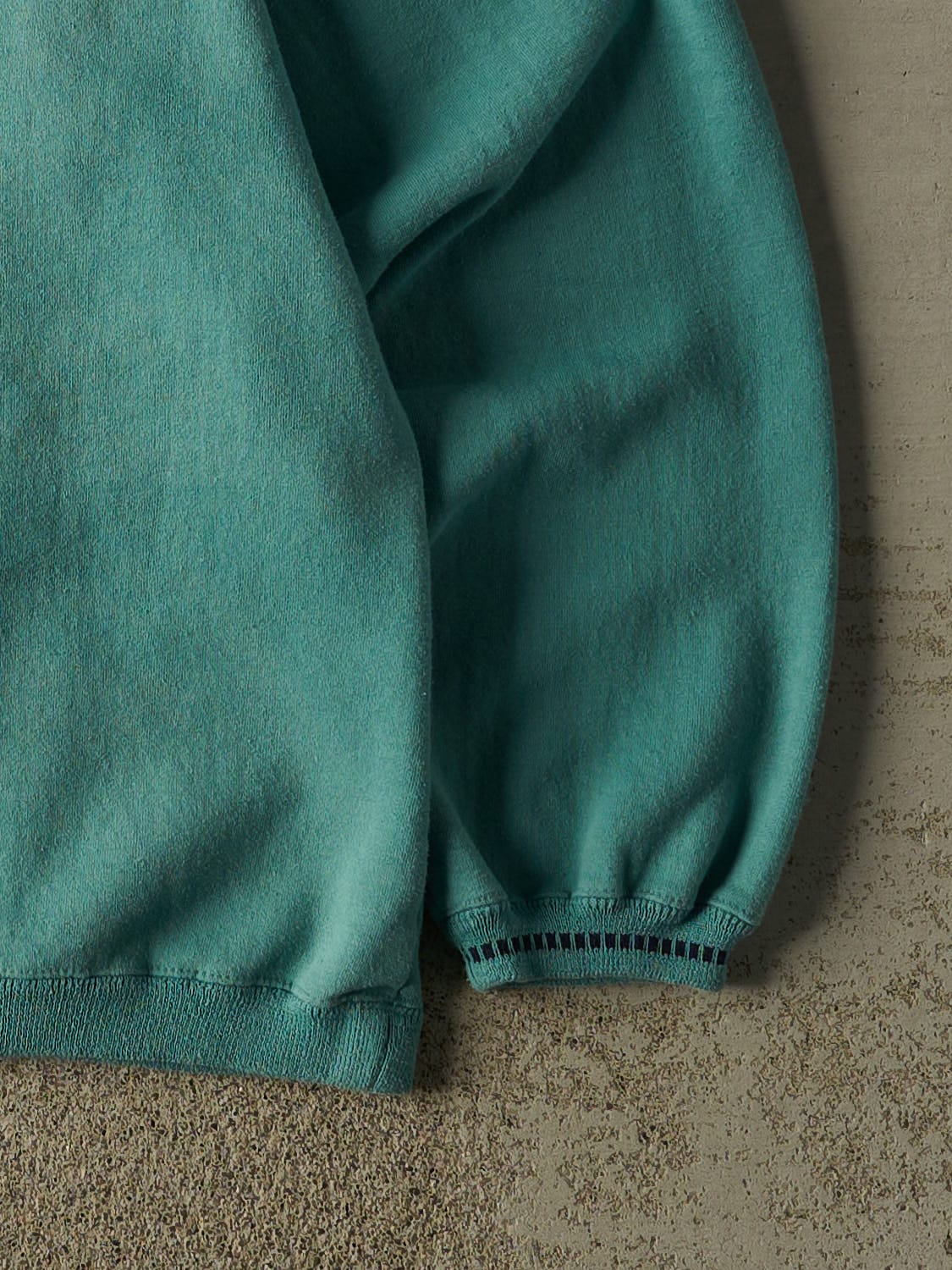 Vintage 90s Teal Tigger Embroidered Crewneck (M) - Image 4