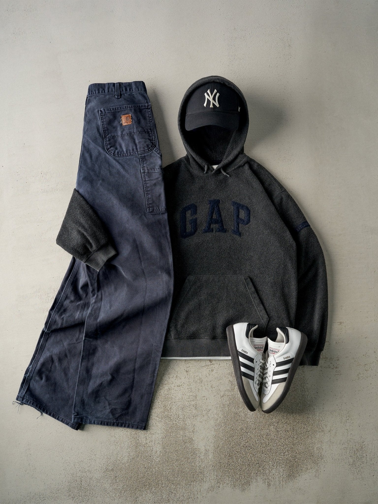 Vintage 90s Washed Navy Blue Dungaree Fit Carhartt Carpenter Pants (34x34) - Image 2