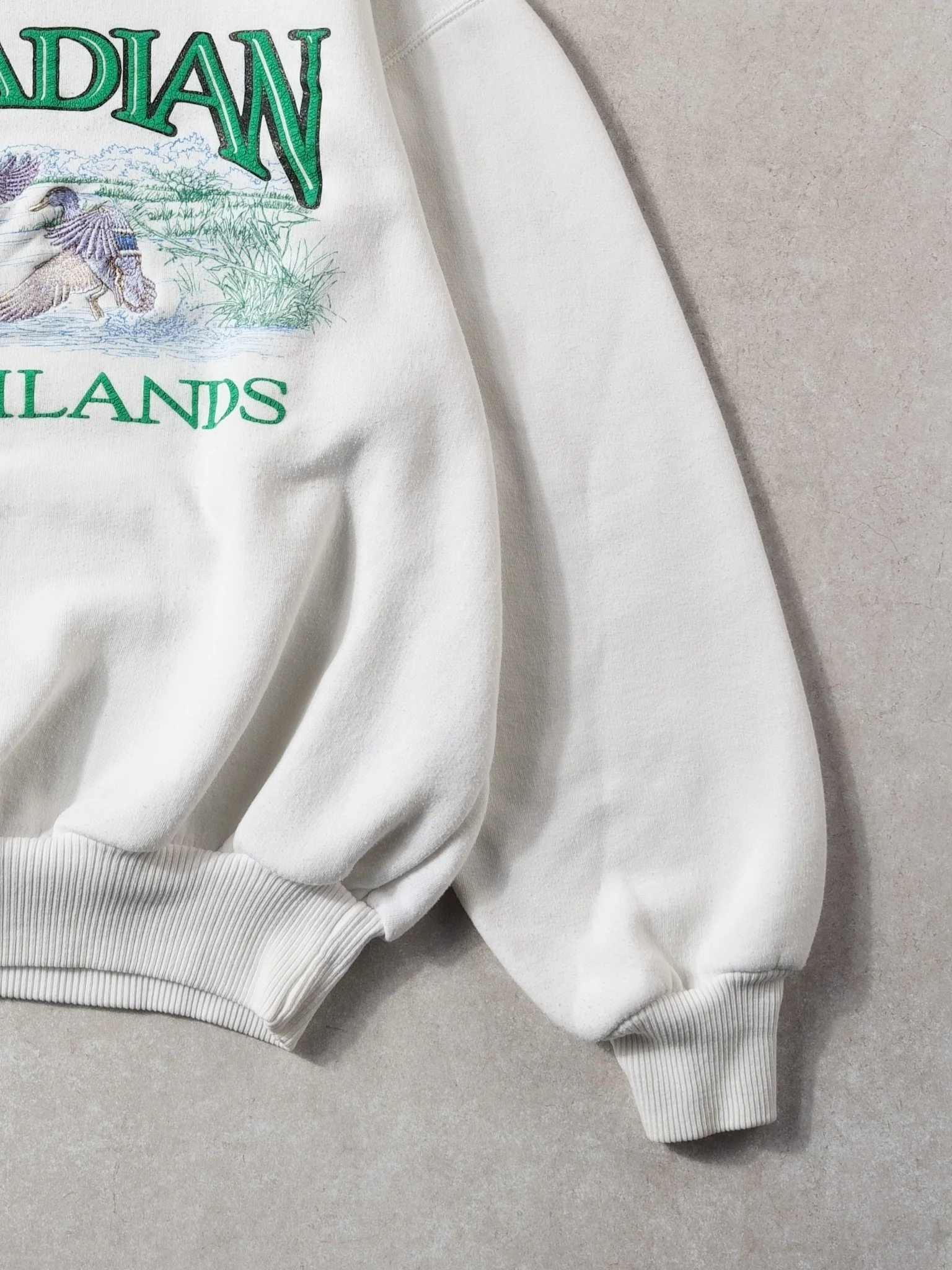 Vintage 90s White and Green Canadian Marashlands Crewneck (L) - Image 3
