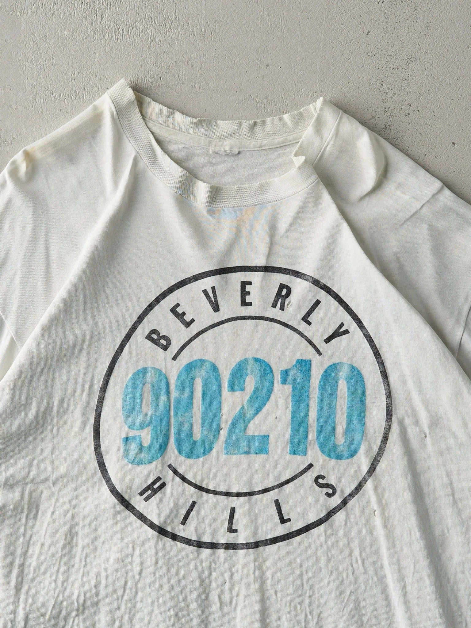 Vintage 90s White Beverly Hills 90210 Single Stitch Tee (XL) - Image 2
