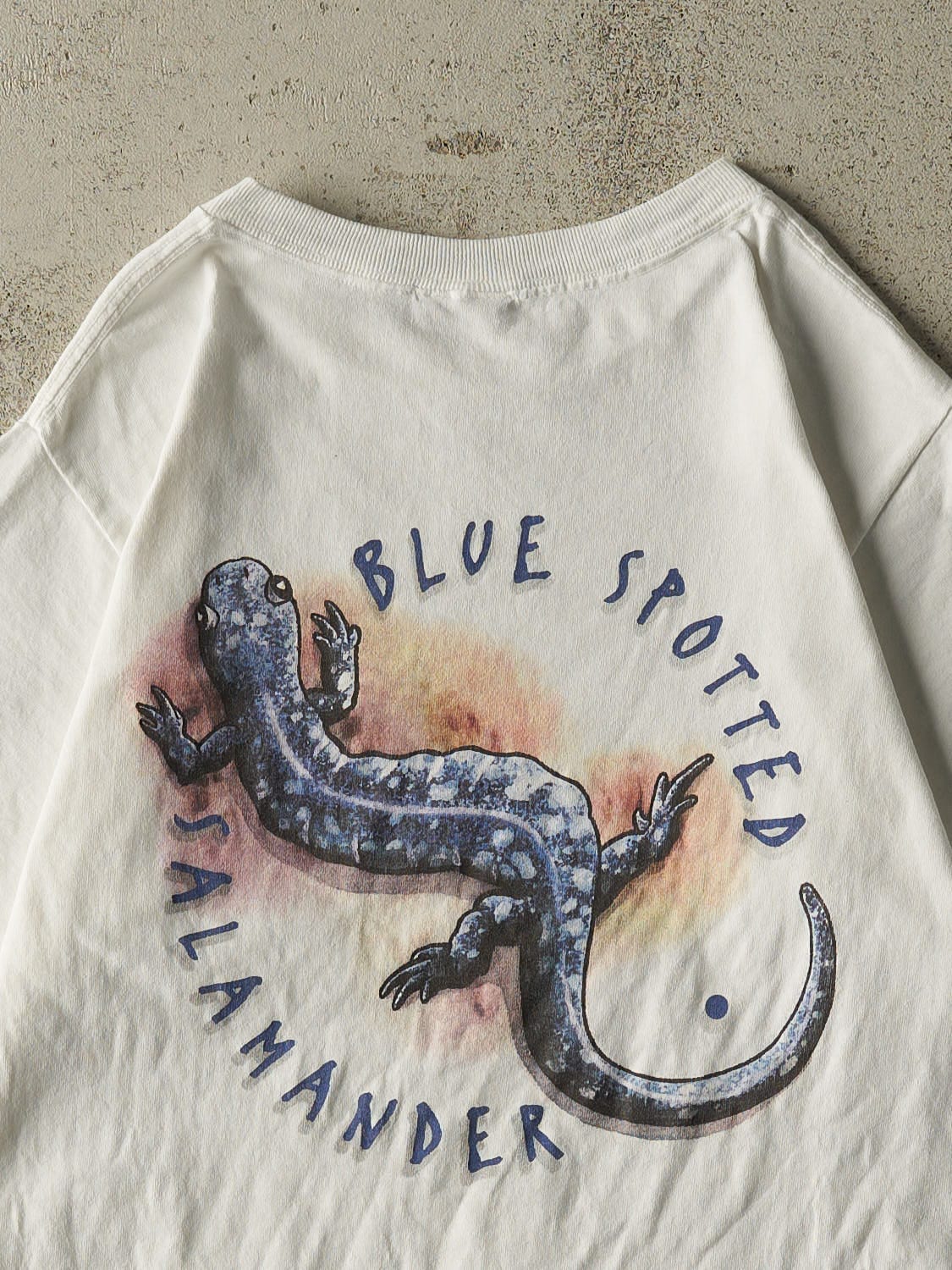 Vintage 90s White Blue Spotted Salamander Tee (S/M) - Image 4