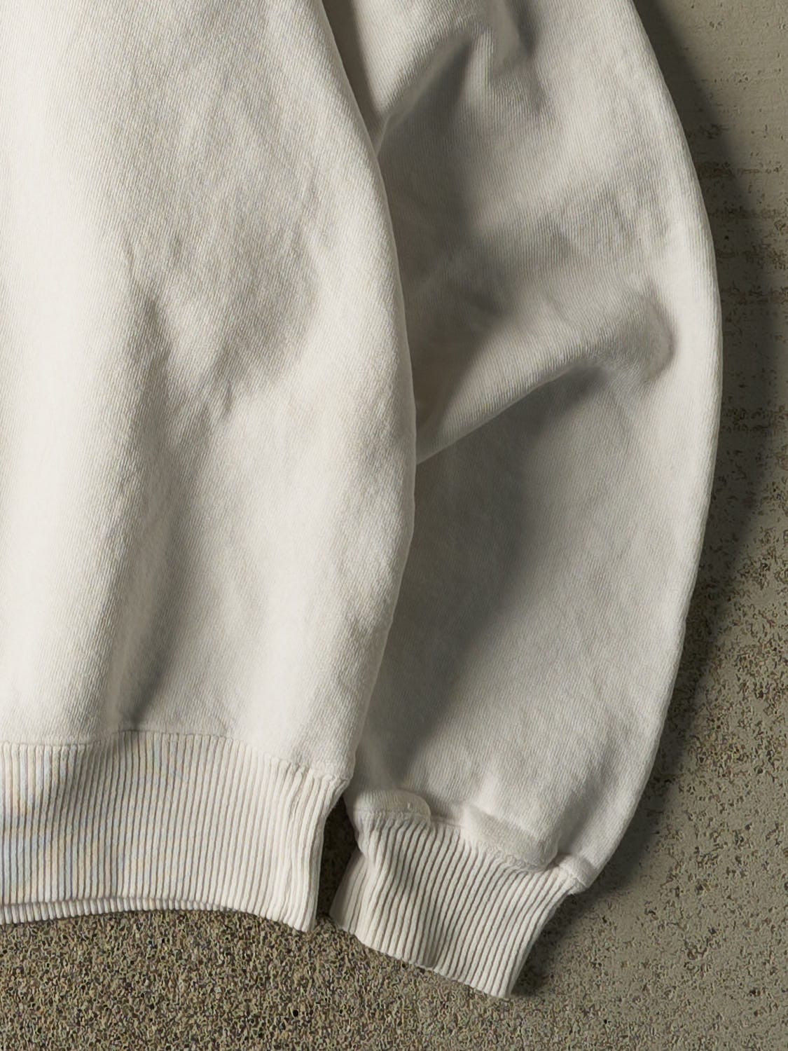 Vintage 90s White Body Glove Embroidered Crewneck (L/XL) - Image 4