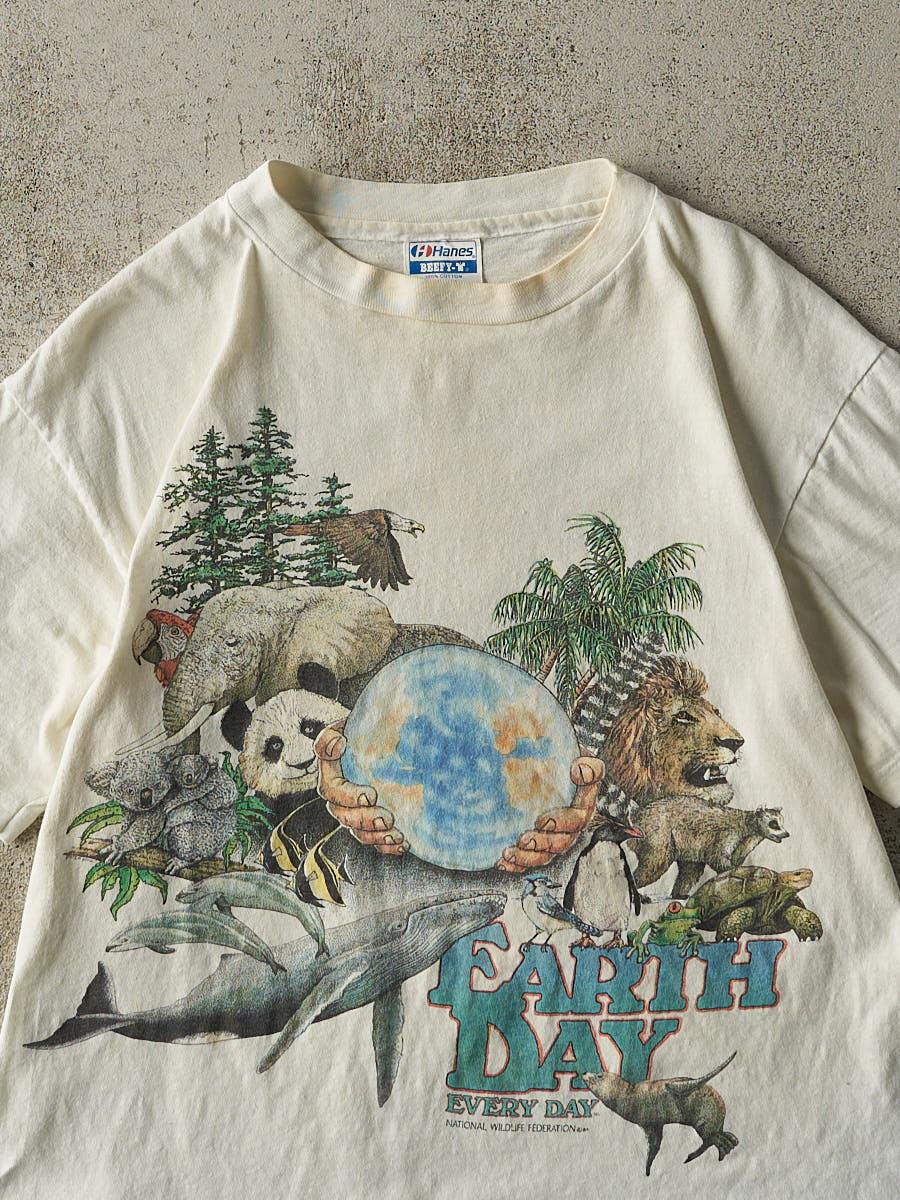 Vintage 90s White Earth Day Single Stitch Tee (S/M) - Image 3
