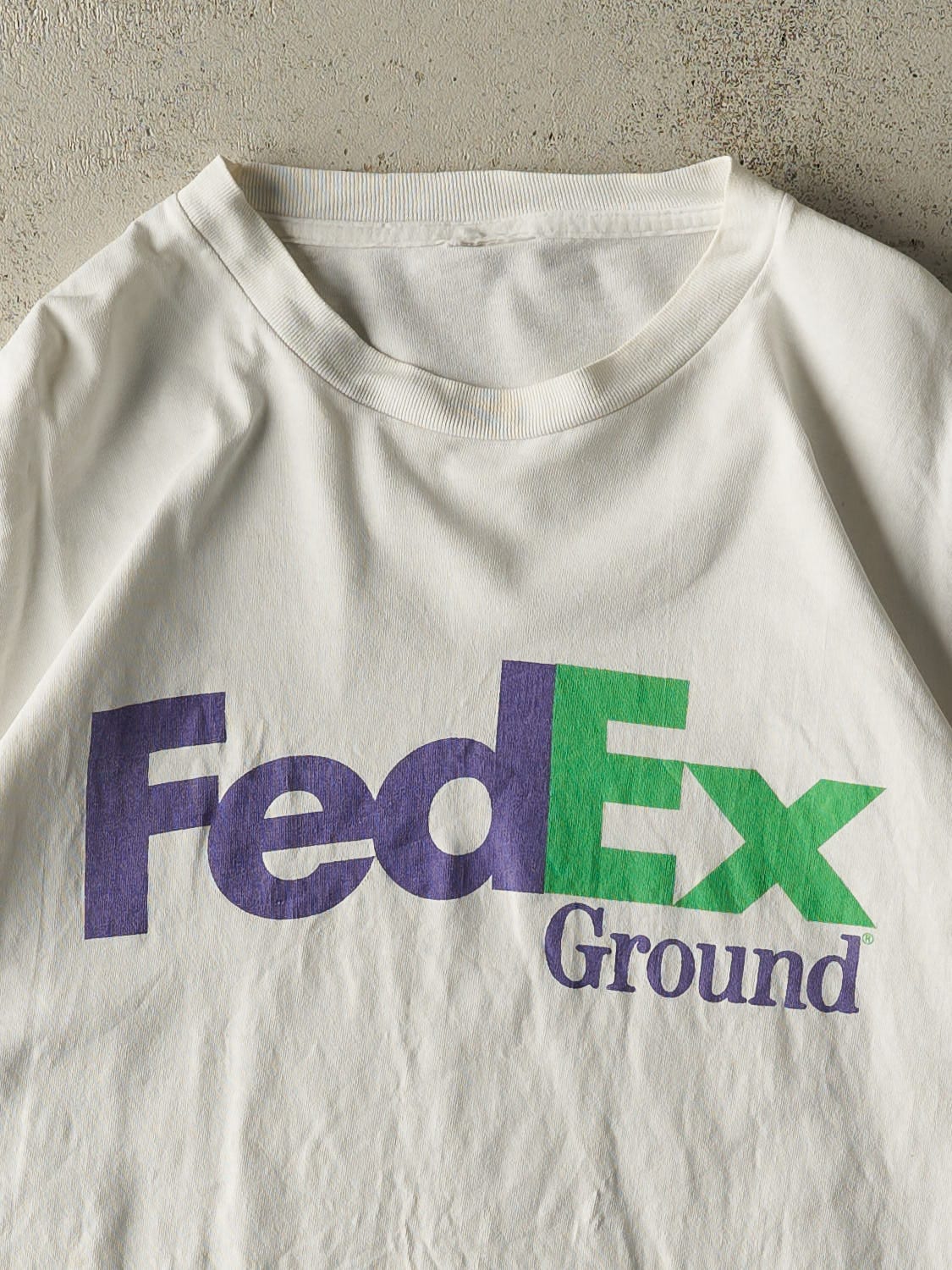 Vintage 90s White FedEx Ground Tee (L) - Image 2