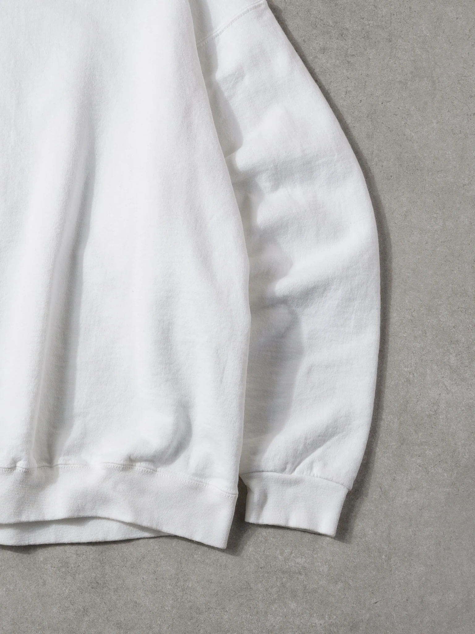 Vintage 90s White Fruit Of The Loom Blank Crewneck (M) - Image 3