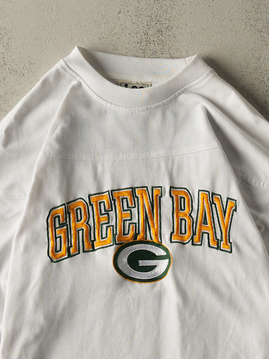 Vintage 90s White Green Bay Packers Embroidered Long Sleeve (M/L) - Image 3