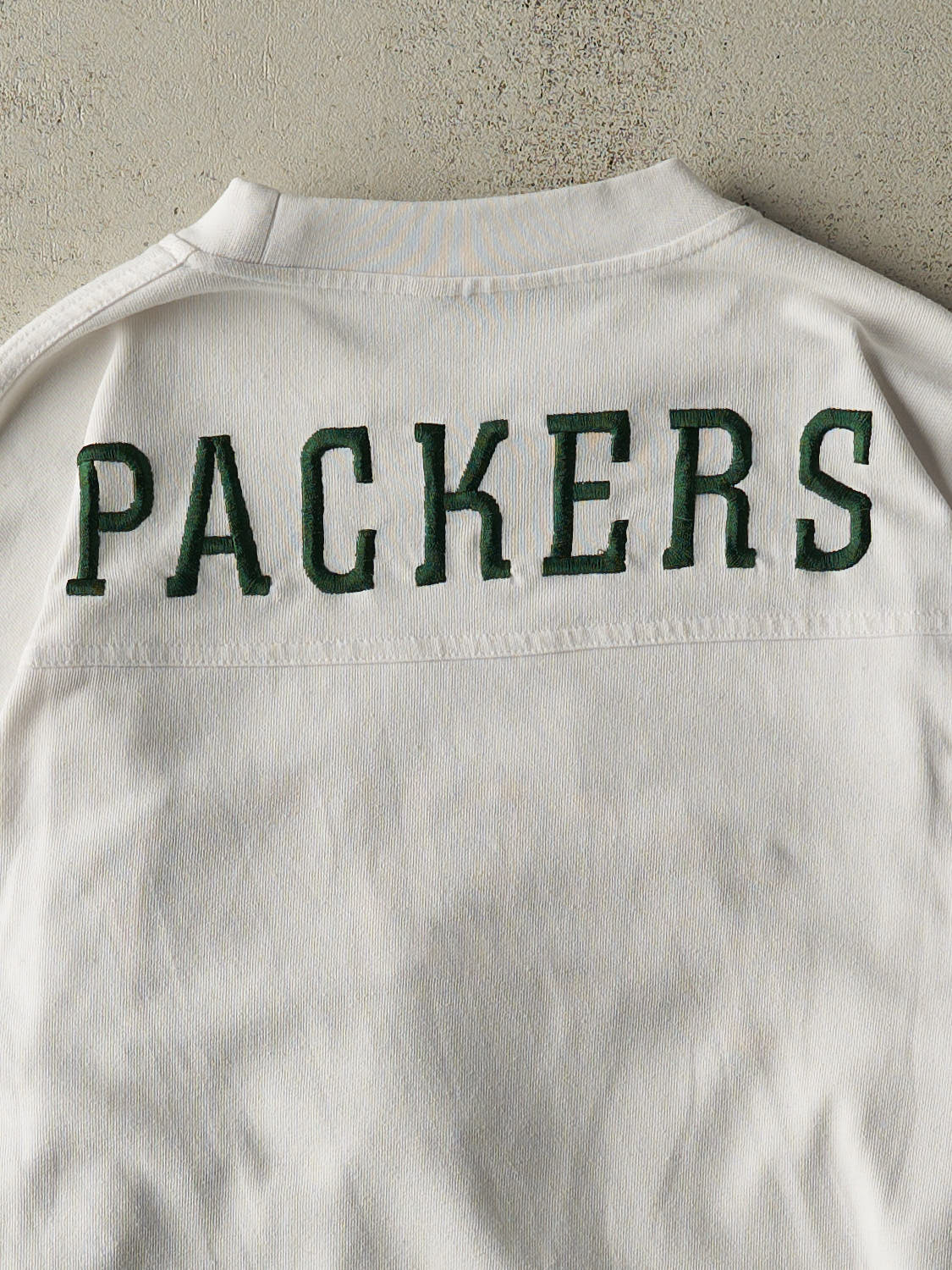 Vintage 90s White Green Bay Packers Embroidered Long Sleeve (M/L) - Image 4