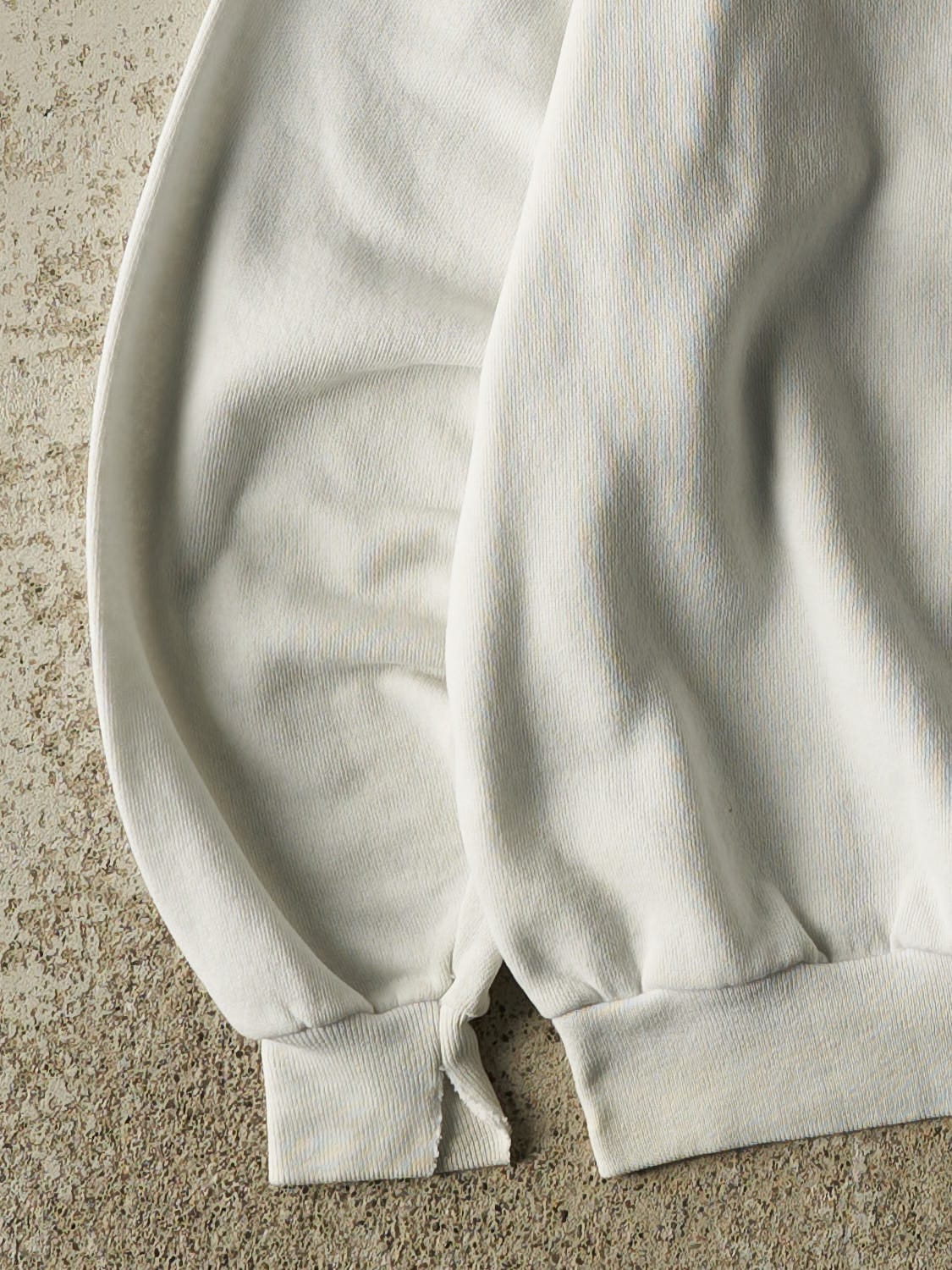 Vintage 90s White Hard Rock Cafe San Antonio Crewneck (M) - Image 3