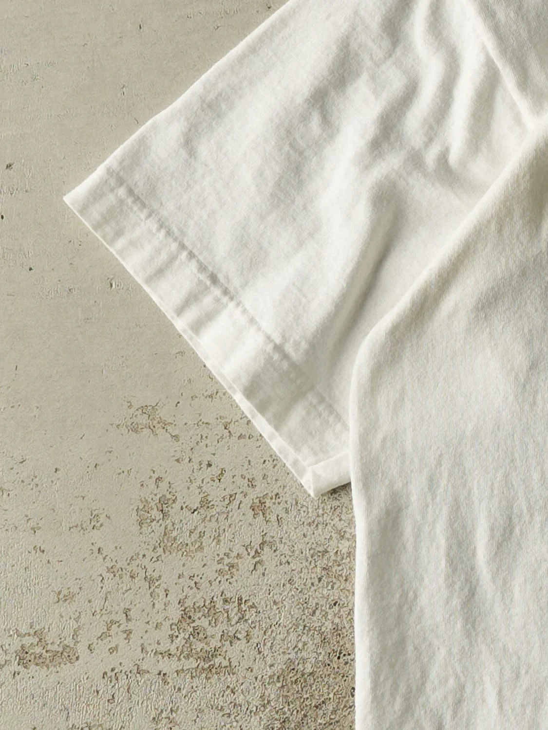 Vintage 90s White Hollywood Tee (M/L) - Image 3