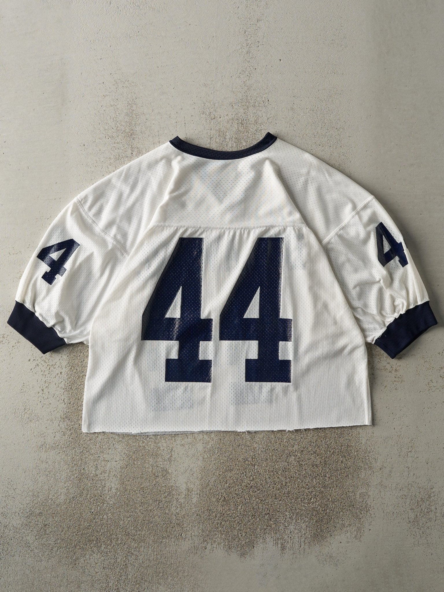 Vintage 90s White & Navy Delaware Cropped Jersey (M) - Image 3