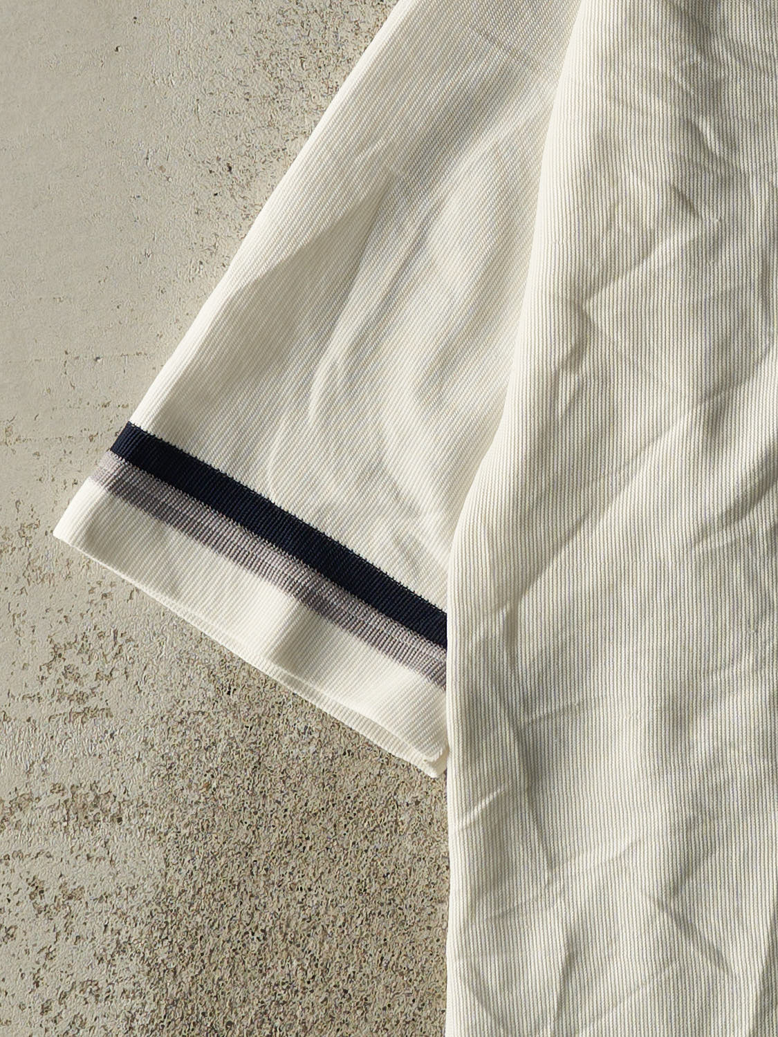 Vintage 90s White Nike Embroidered Jersey (L/XL) - Image 3