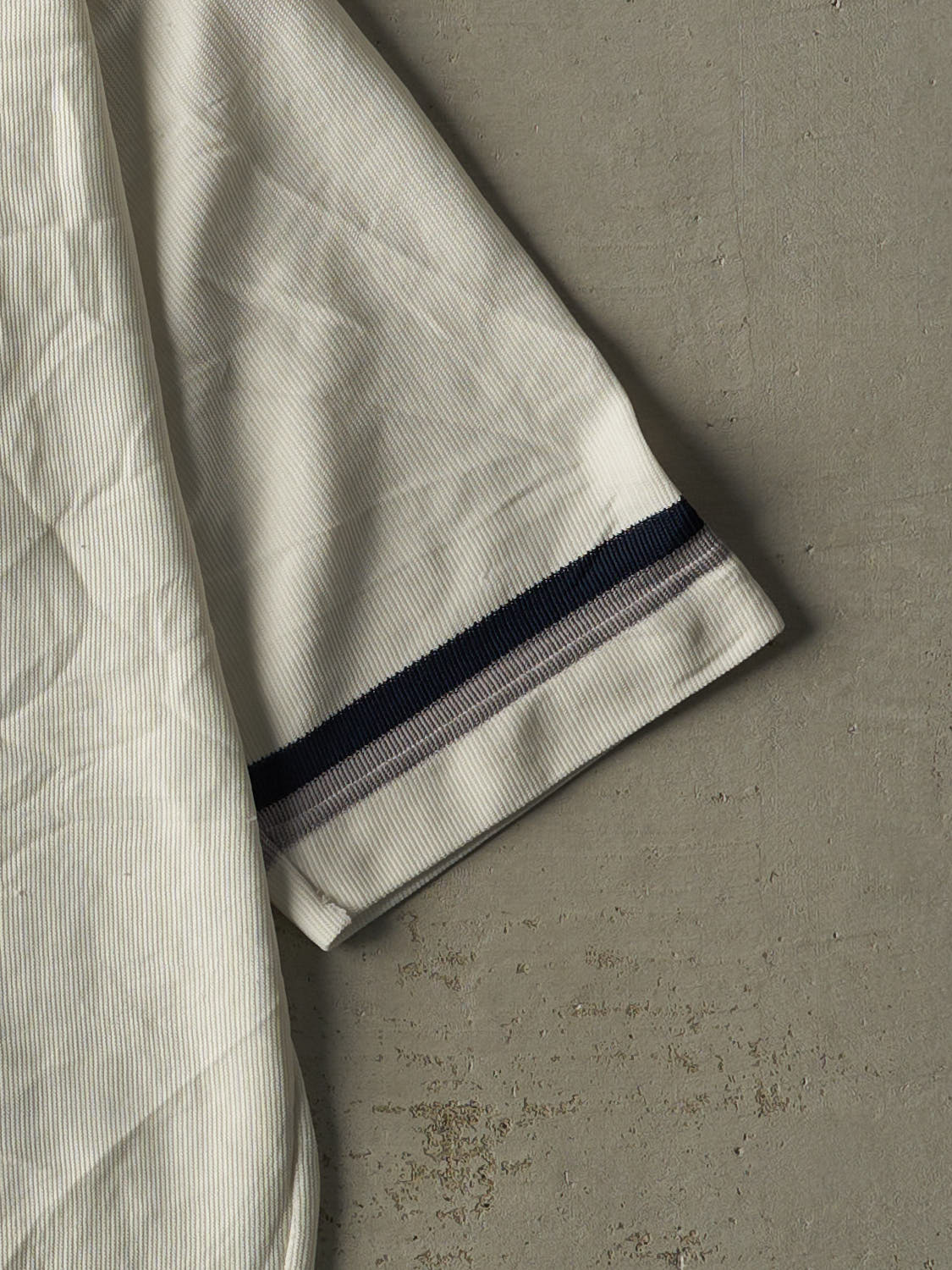 Vintage 90s White Nike Embroidered Jersey (L/XL) - Image 4
