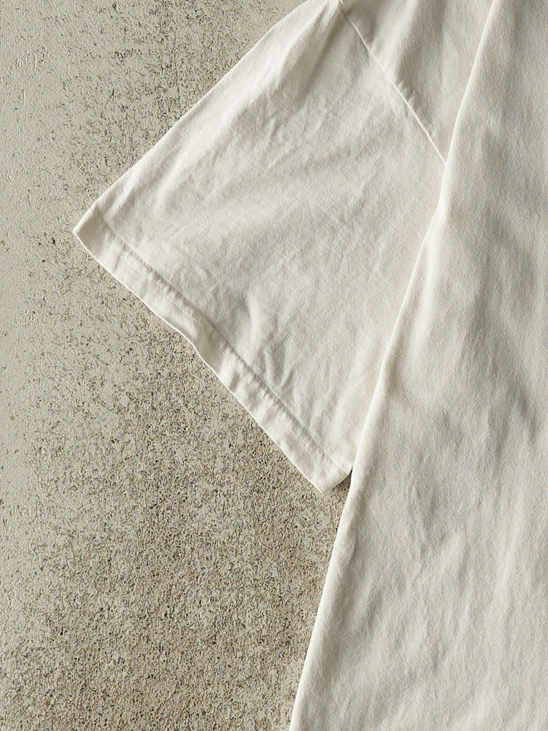 Vintage 90s White Nike Logo Tee (L/XL) - Image 3