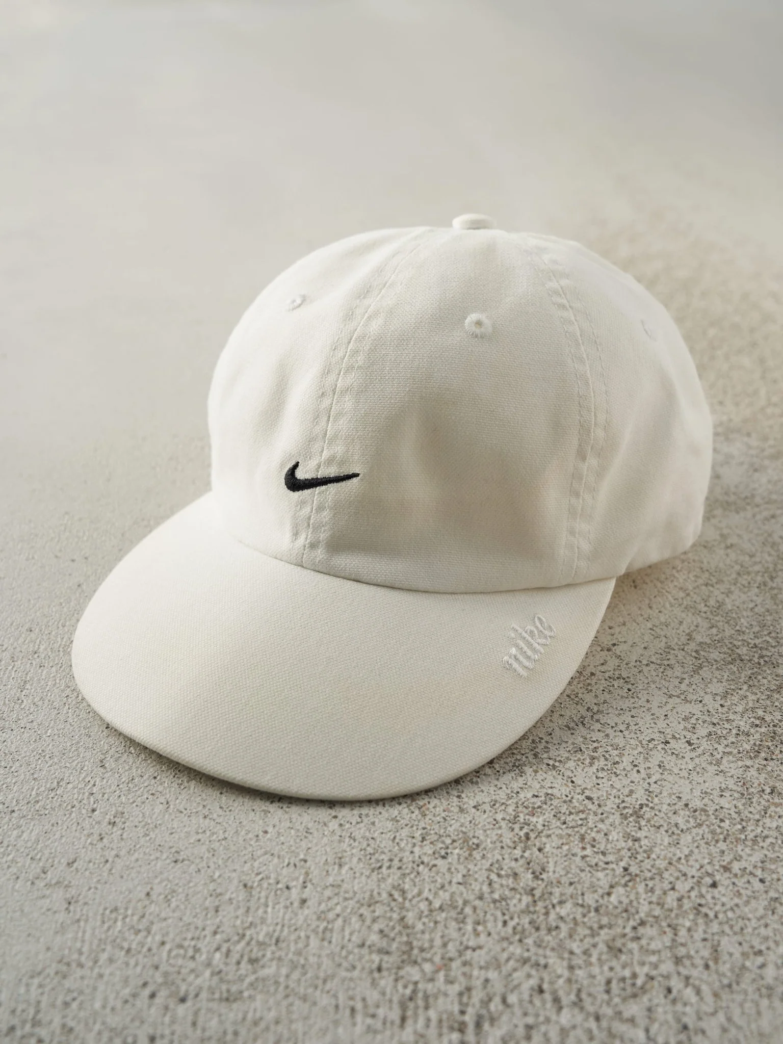 Vintage Y2K White Nike Swoosh Embroidered Strapback Hat - Image 3