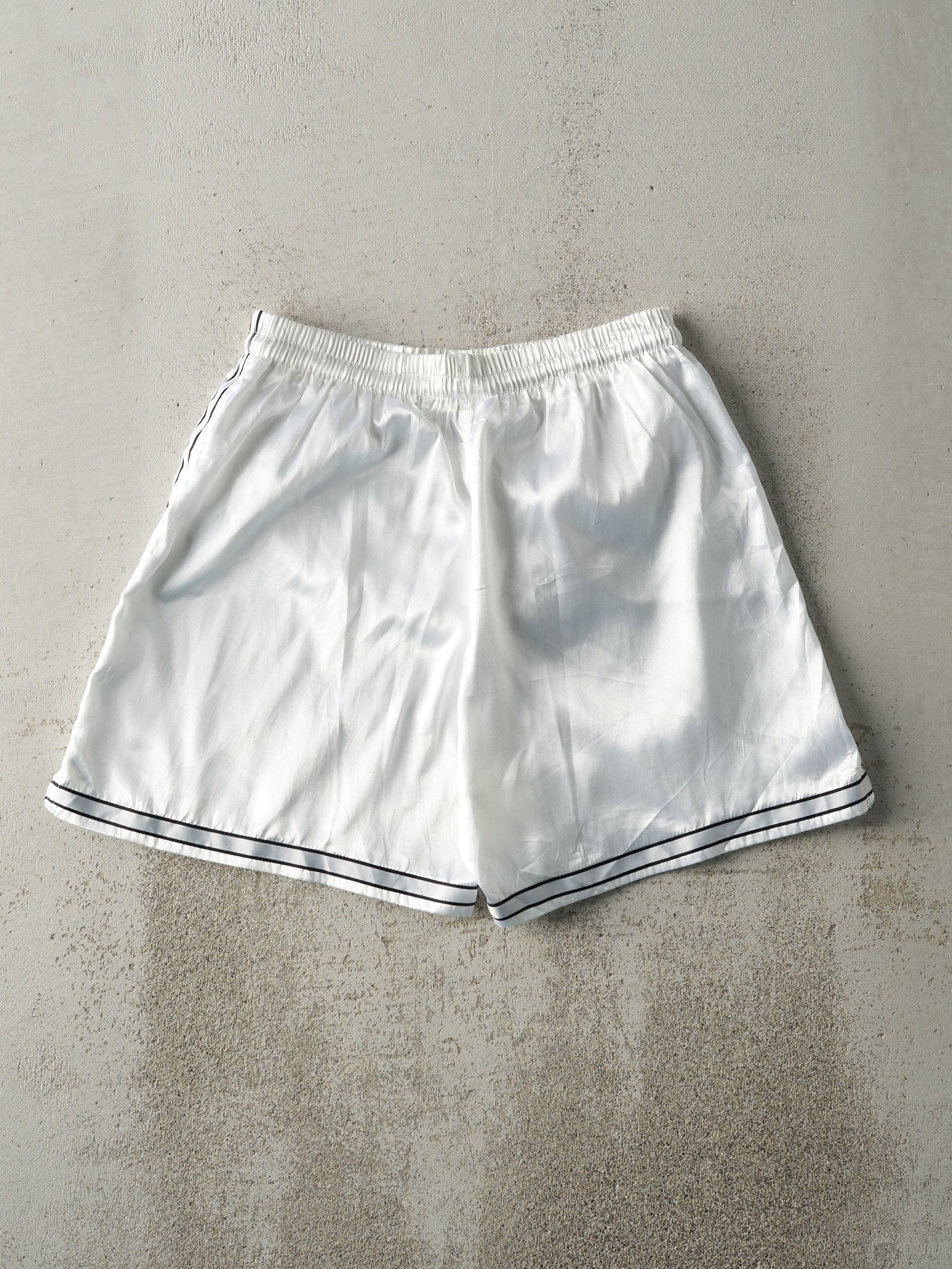 Vintage 90s White Nike Track Shorts (29x6) - Image 3