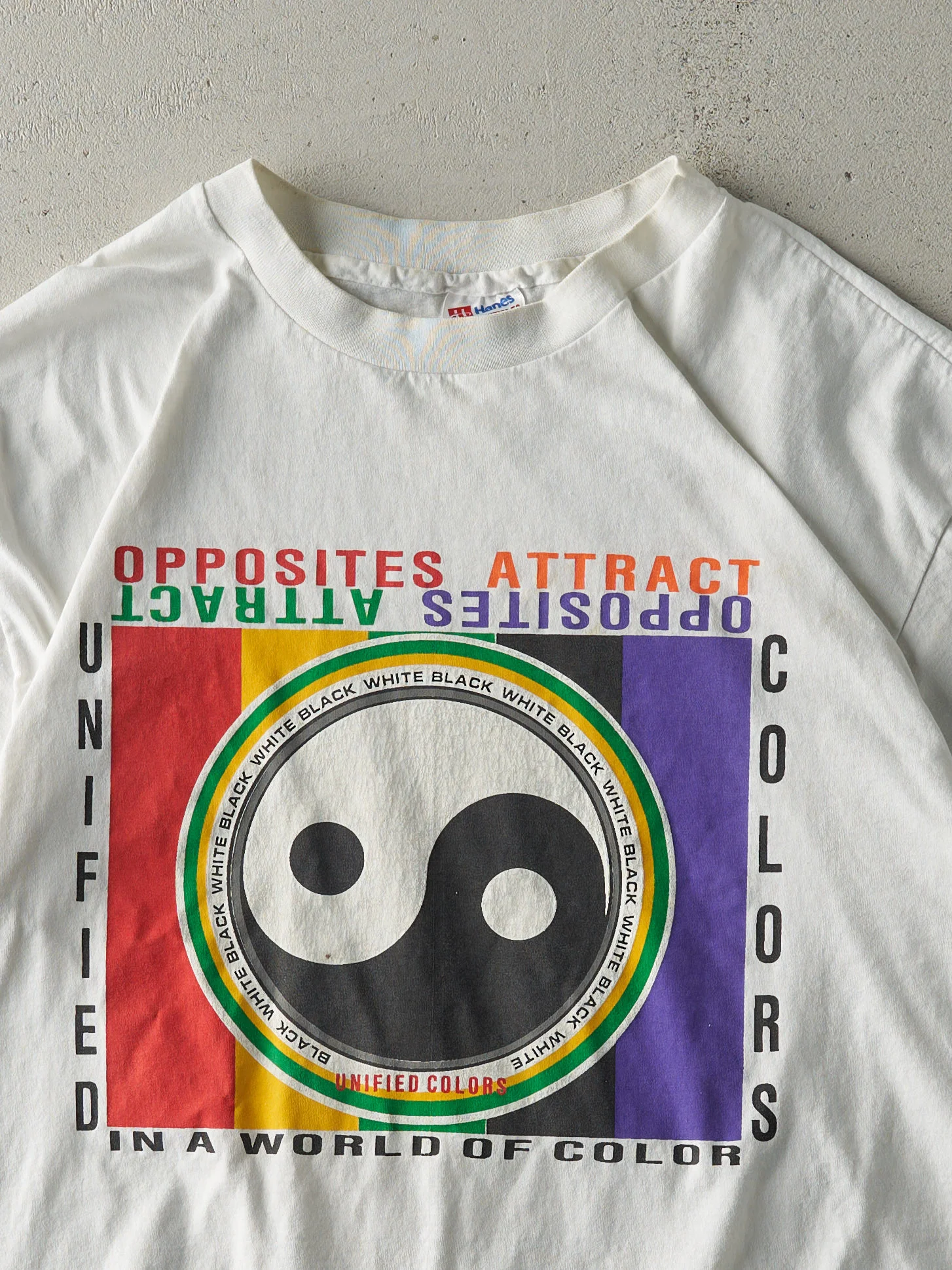 Vintage 90s White Opposites Attract Single Stitch Tee (M) - Image 2