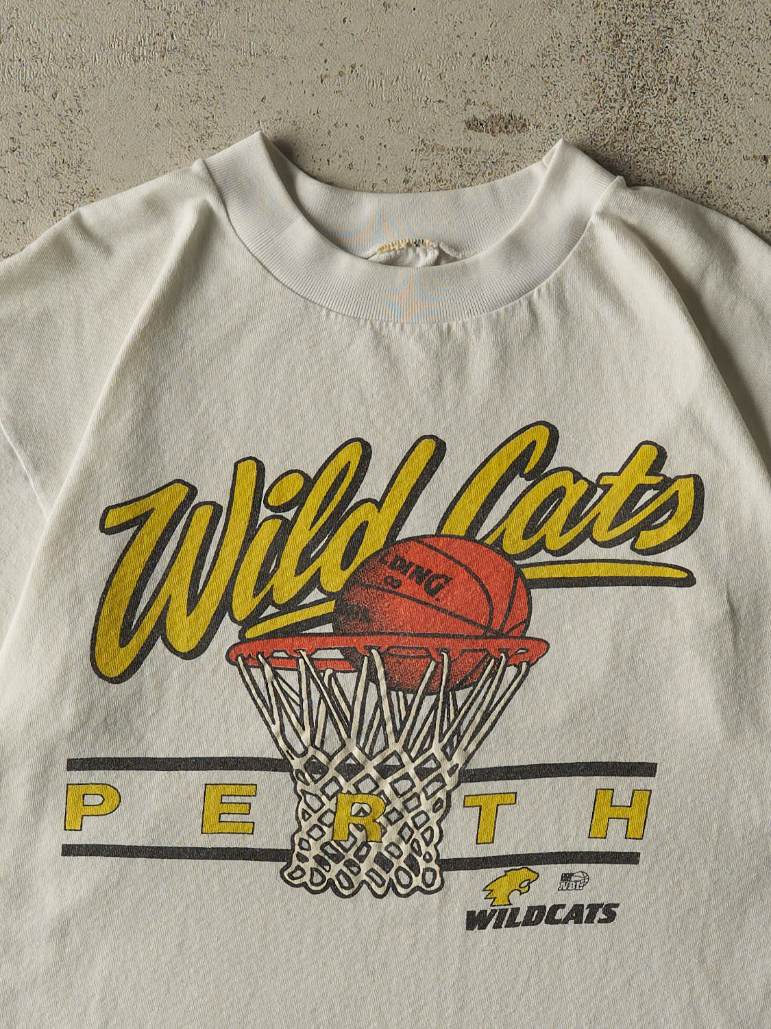 Vintage 90s White Perth Wildcats Single Stitch Tee (S/M) - Image 2