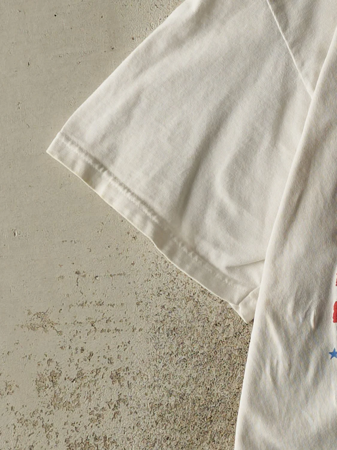 Vintage 98' White Philadelphia US Flag Tee (L/XL) - Image 3
