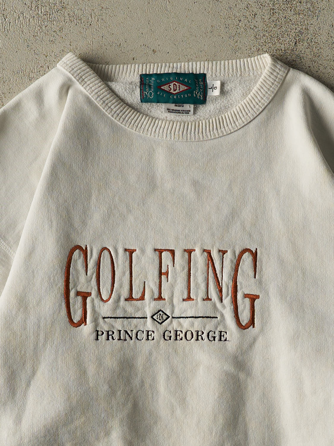 Vintage 90s White Prince George Golfing Embroidered Crewneck (XL) - Image 2
