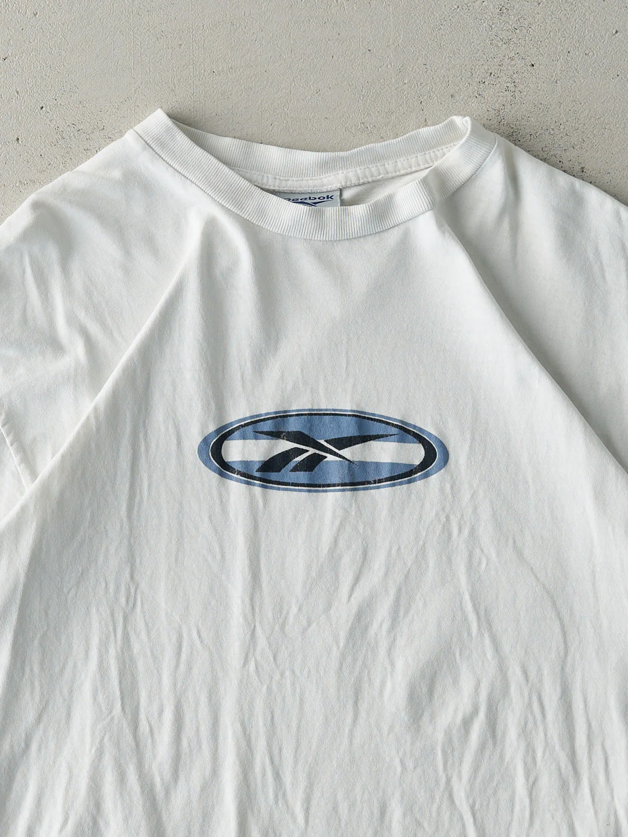 Vintage 90s White Reebok Logo Tee (M) - Image 2