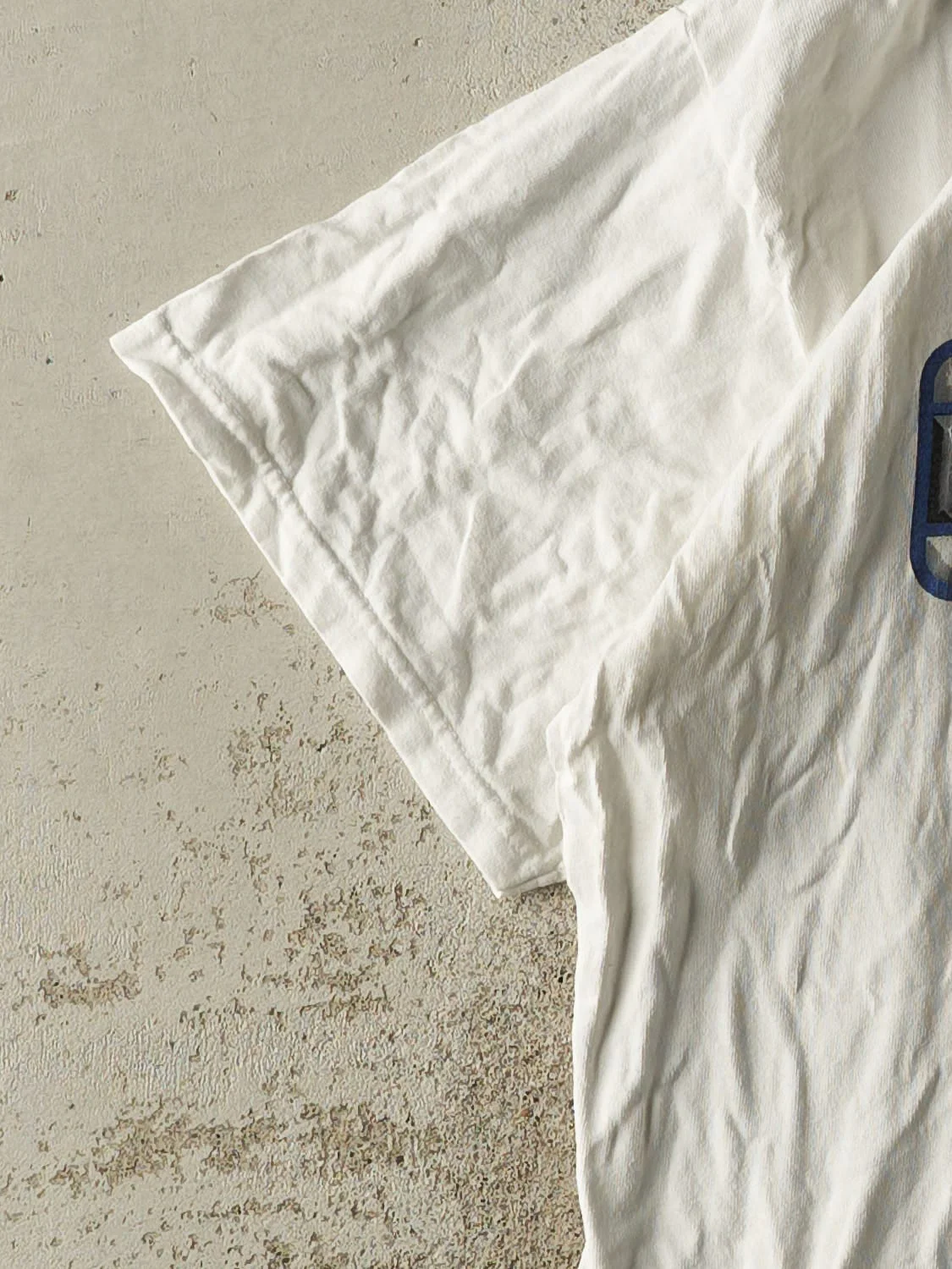 Vintage 90s White Toronto Maple Leafs Tee (L/XL) - Image 3