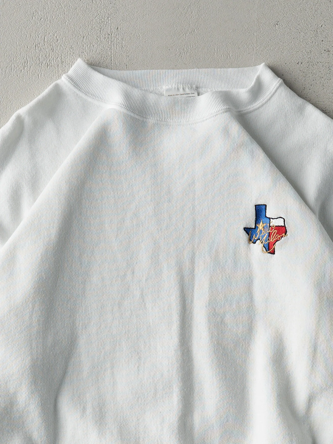 Vintage 90s White Willie Nelson Embroidered Crewneck (M/L) - Image 2